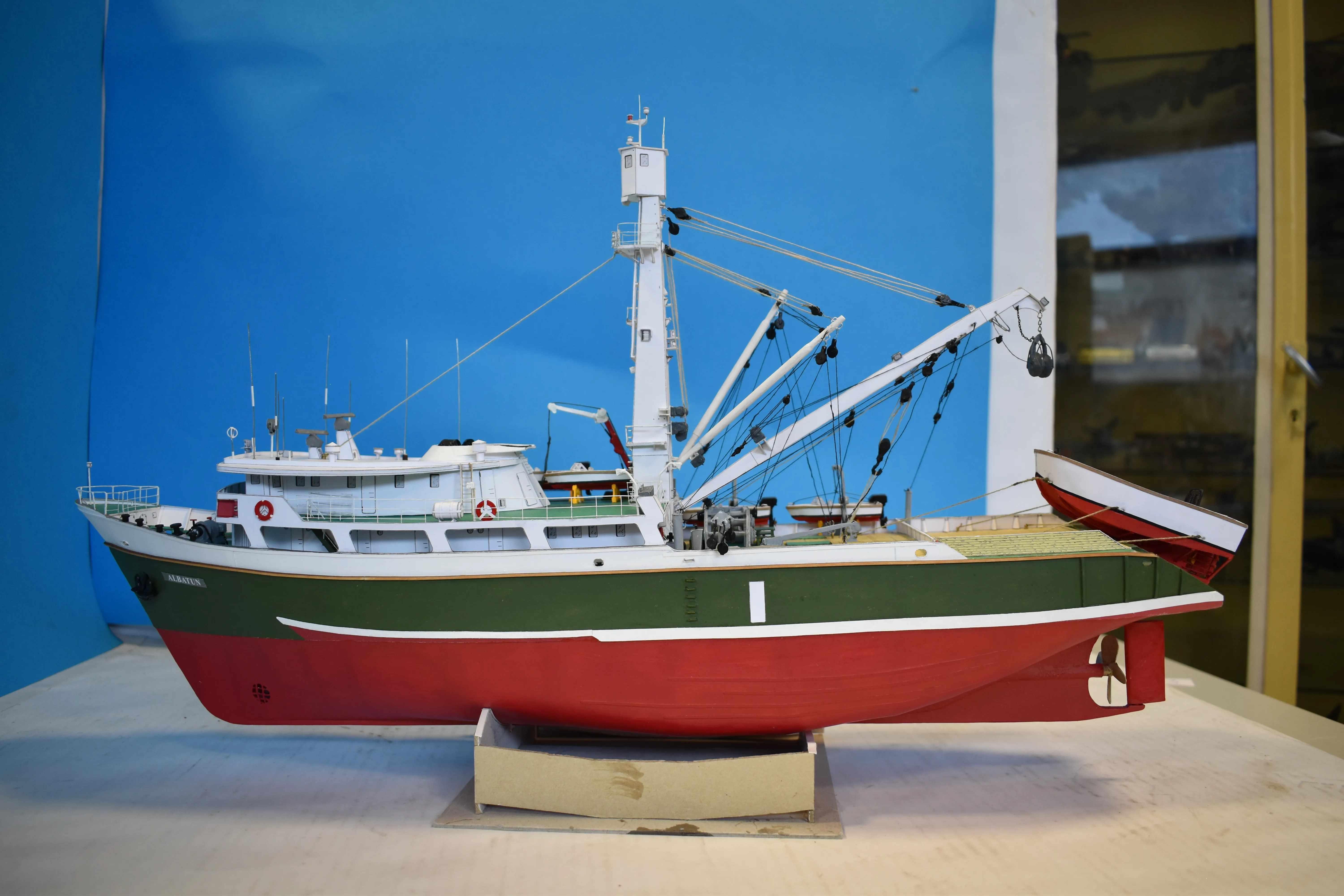Модель корабля судно для ловли тунца "Albatun" - Верфь на Столе