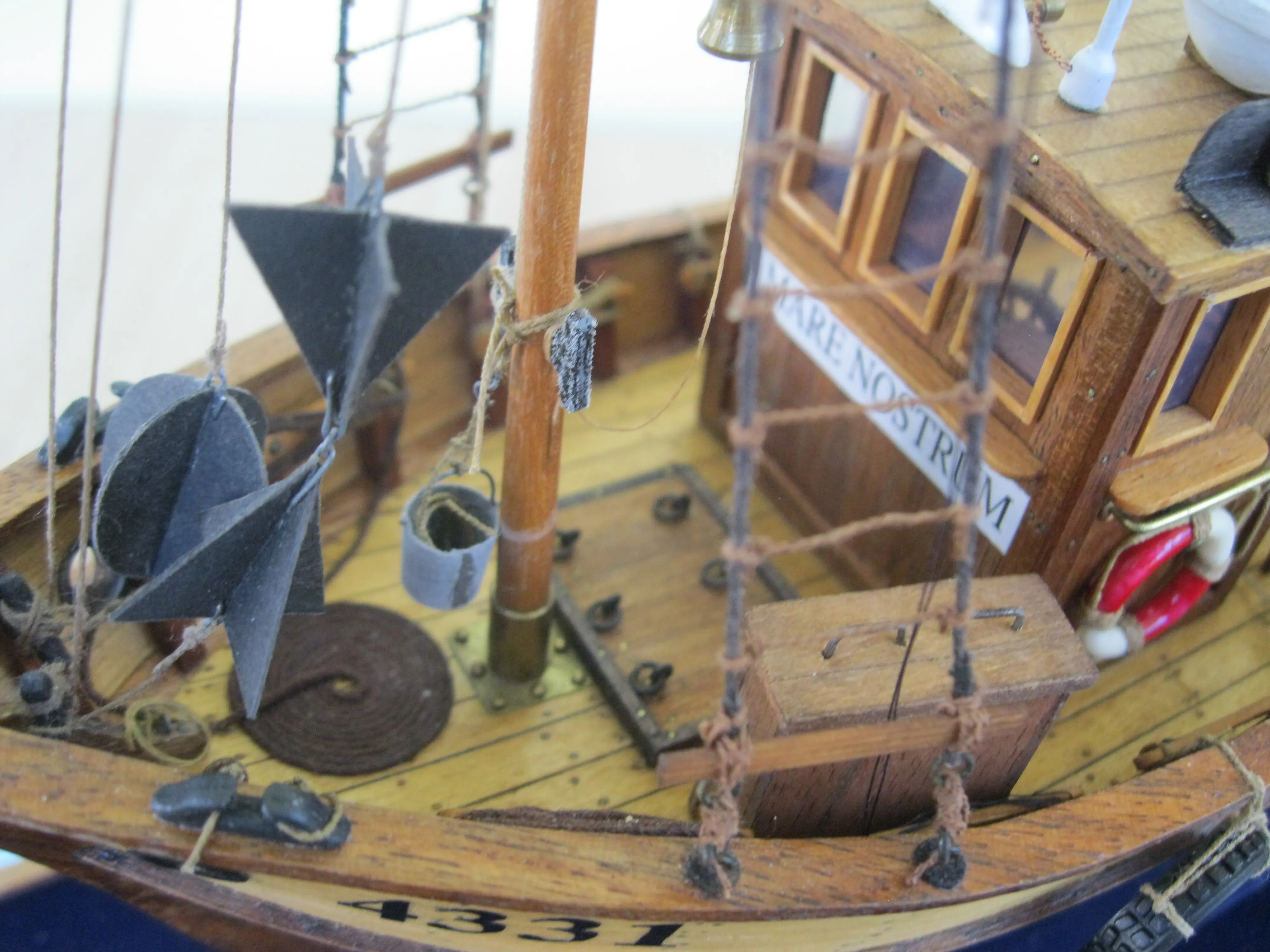 Модель корабля Испанский рыболовный траулер "MARE NOSTRUM" - Верфь на Столе