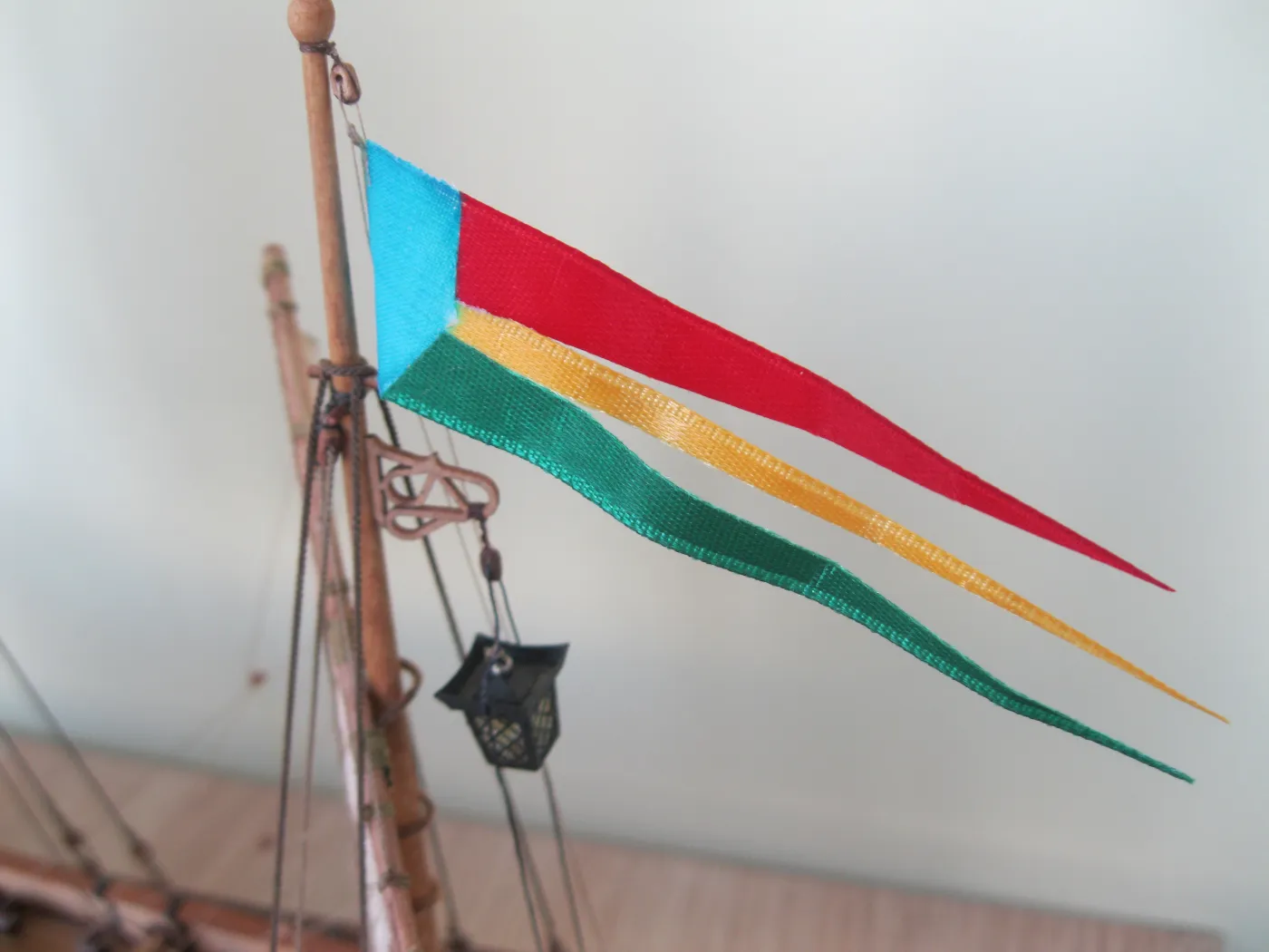 Модель корабля Джонка „RED DRAGON“  - Верфь на Столе