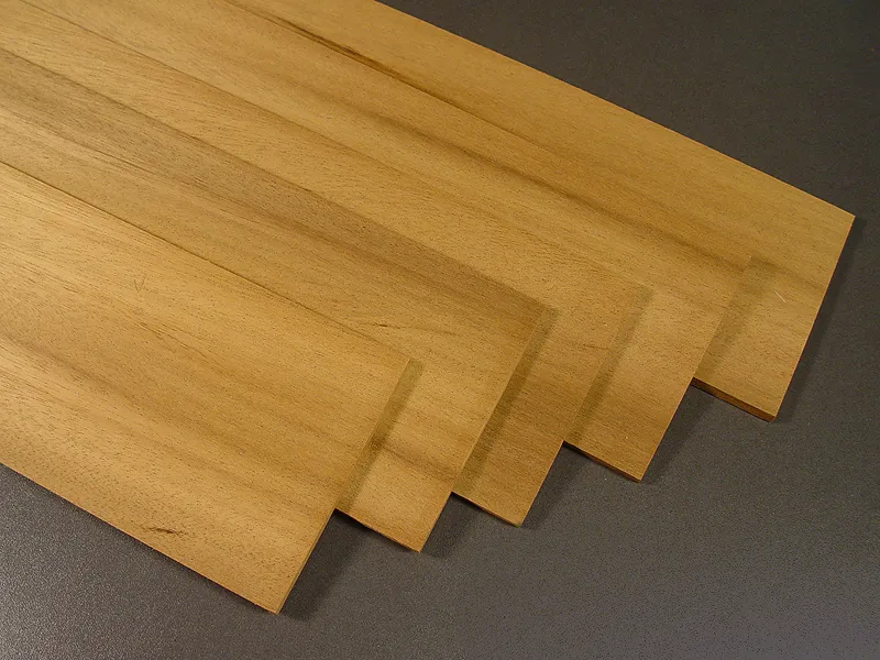 Лист 1х100 мм, африканский орех