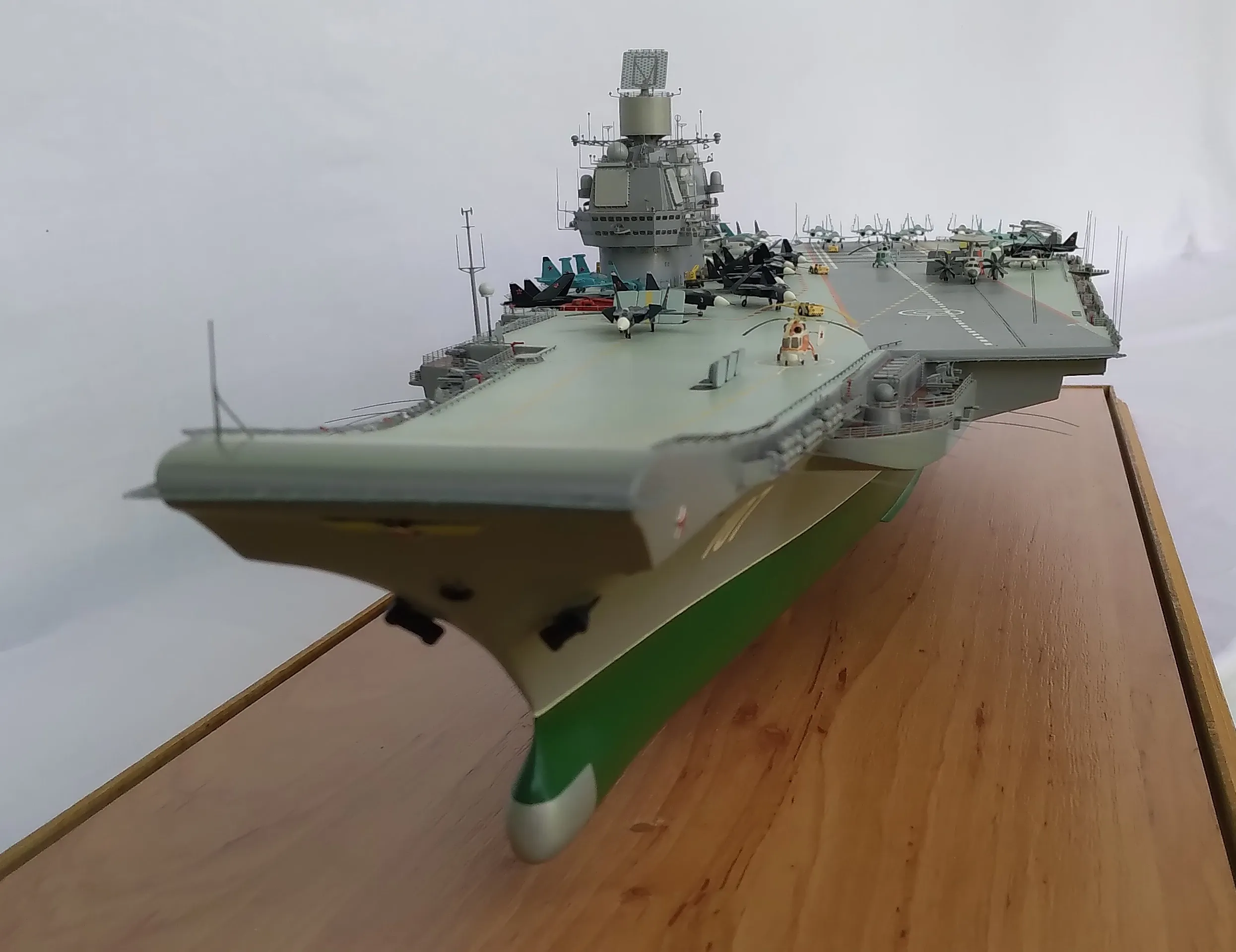 Модель корабля Авианесущий крейсер "Ульяновск" - Верфь на Столе
