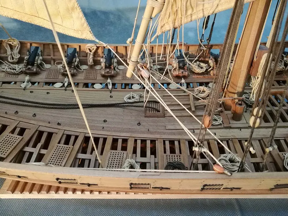 модель корабля для сборки Le Requin 1750 (адмиралтейская версия)