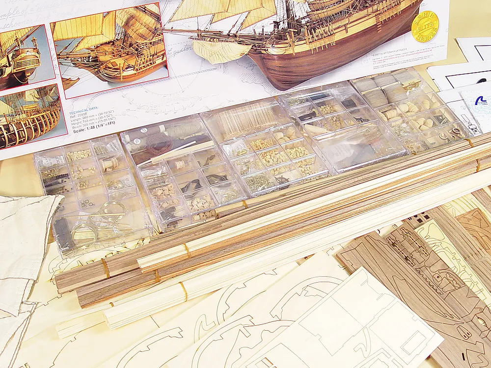 HMS Bounty (Баунти) с разрезом (НЕКОНДИЦИЯ) HMS Bounty (Баунти) с разрезом (НЕКОНДИЦИЯ)