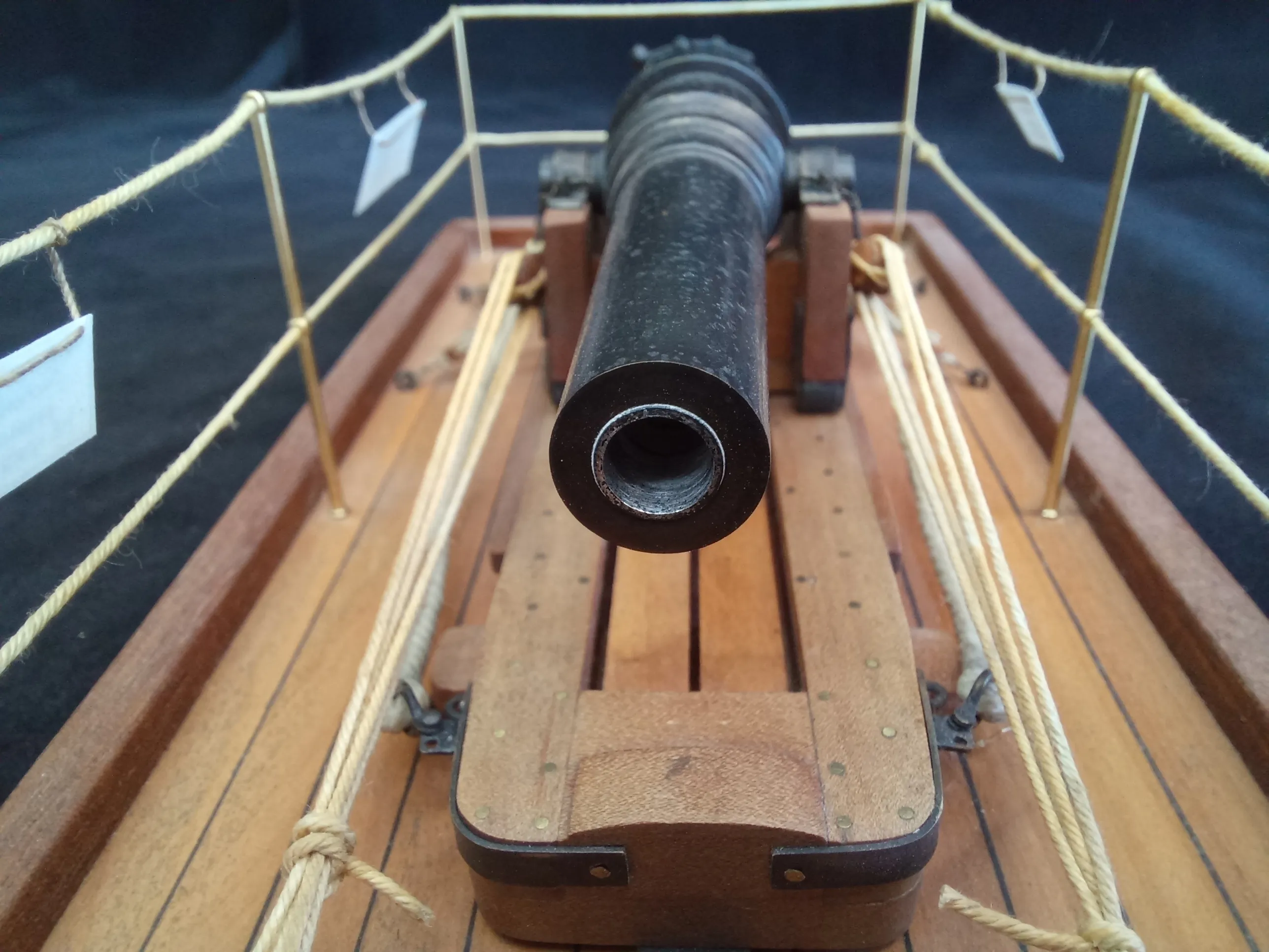 Модель корабля 7-дюймовая пушка Армстронга обр. 1864 г. на морском станке - Верфь на Столе