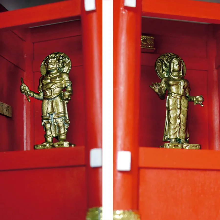 Главные ворота Senso-Ji Kaminarimon + (Стартовый набор инструментов) Главные ворота Senso-Ji Kaminarimon + (Стартовый набор инструментов)