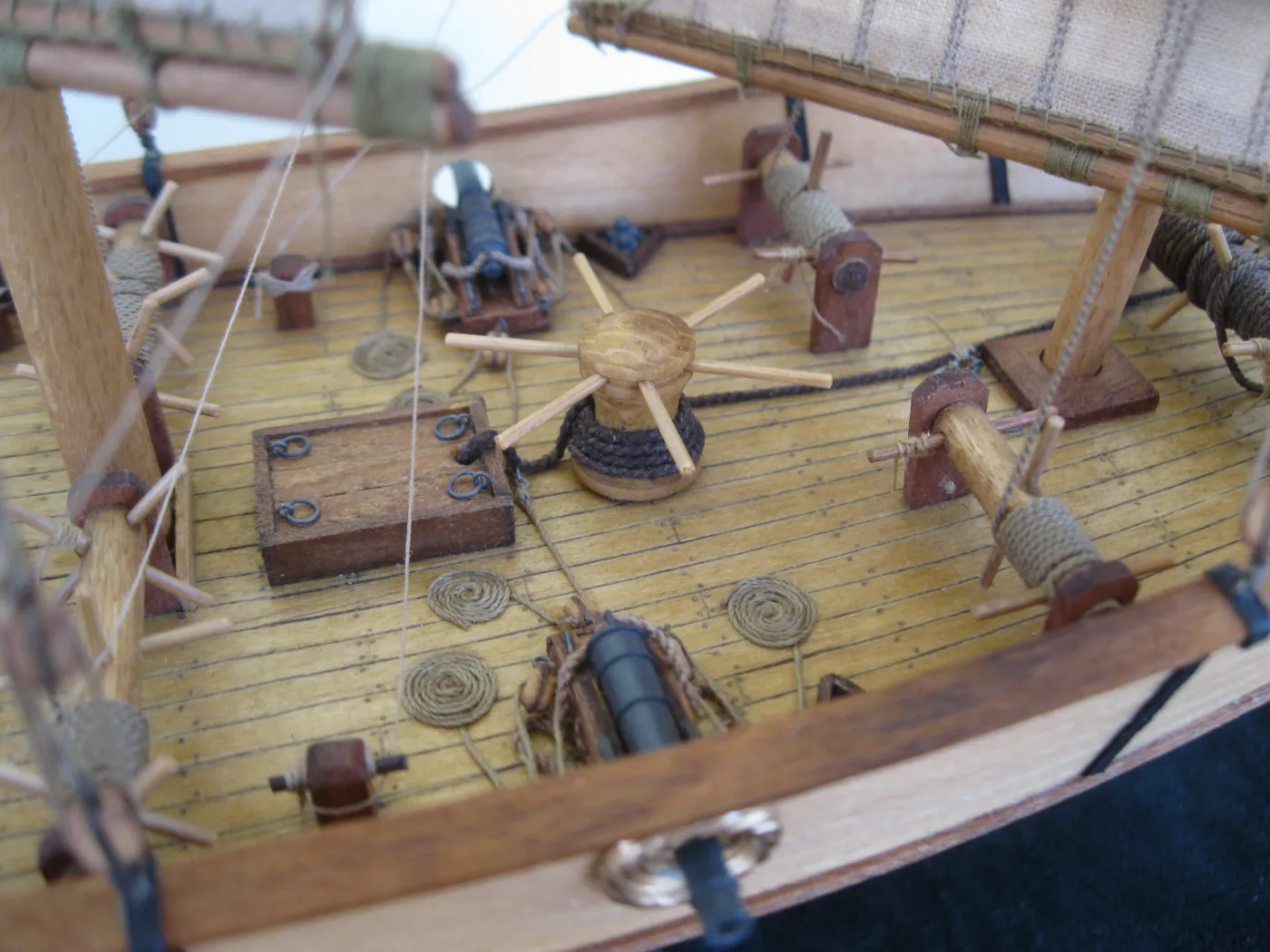 Модель корабля Джонка „RED DRAGON“  - Верфь на Столе