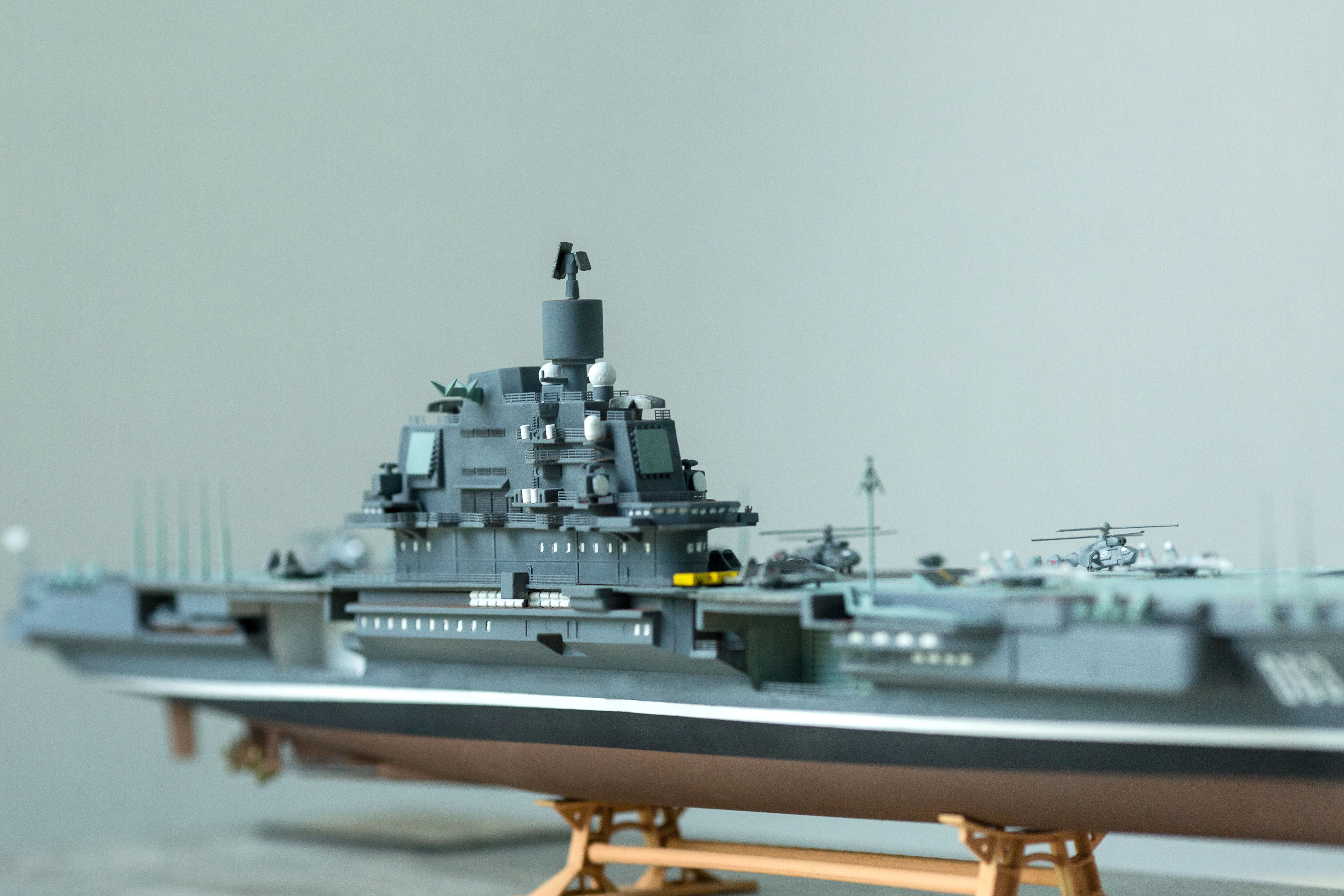 Модель корабля Авианесущий крейсер "Адмирал Кузнецов" - Верфь на Столе