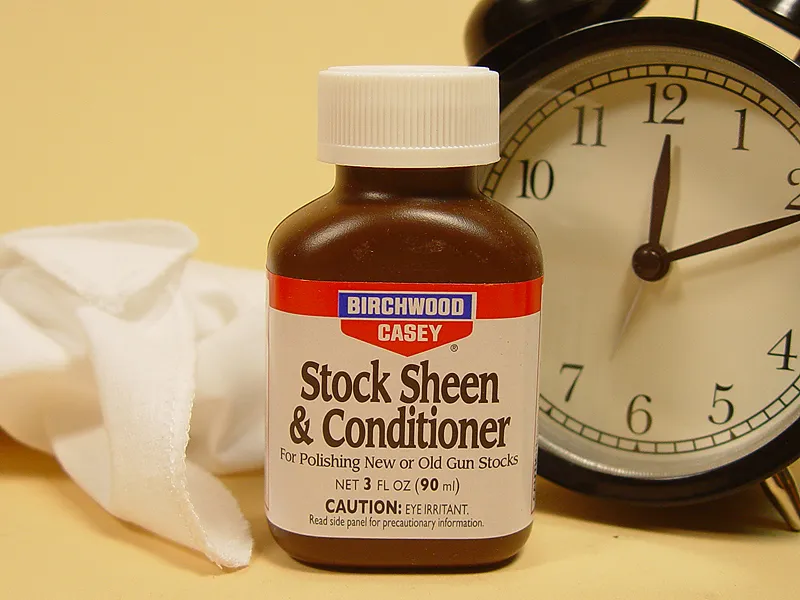 Средство для придания блеска и кондиционер, 90 мл Средство для придания блеска и кондиционер, 90 мл