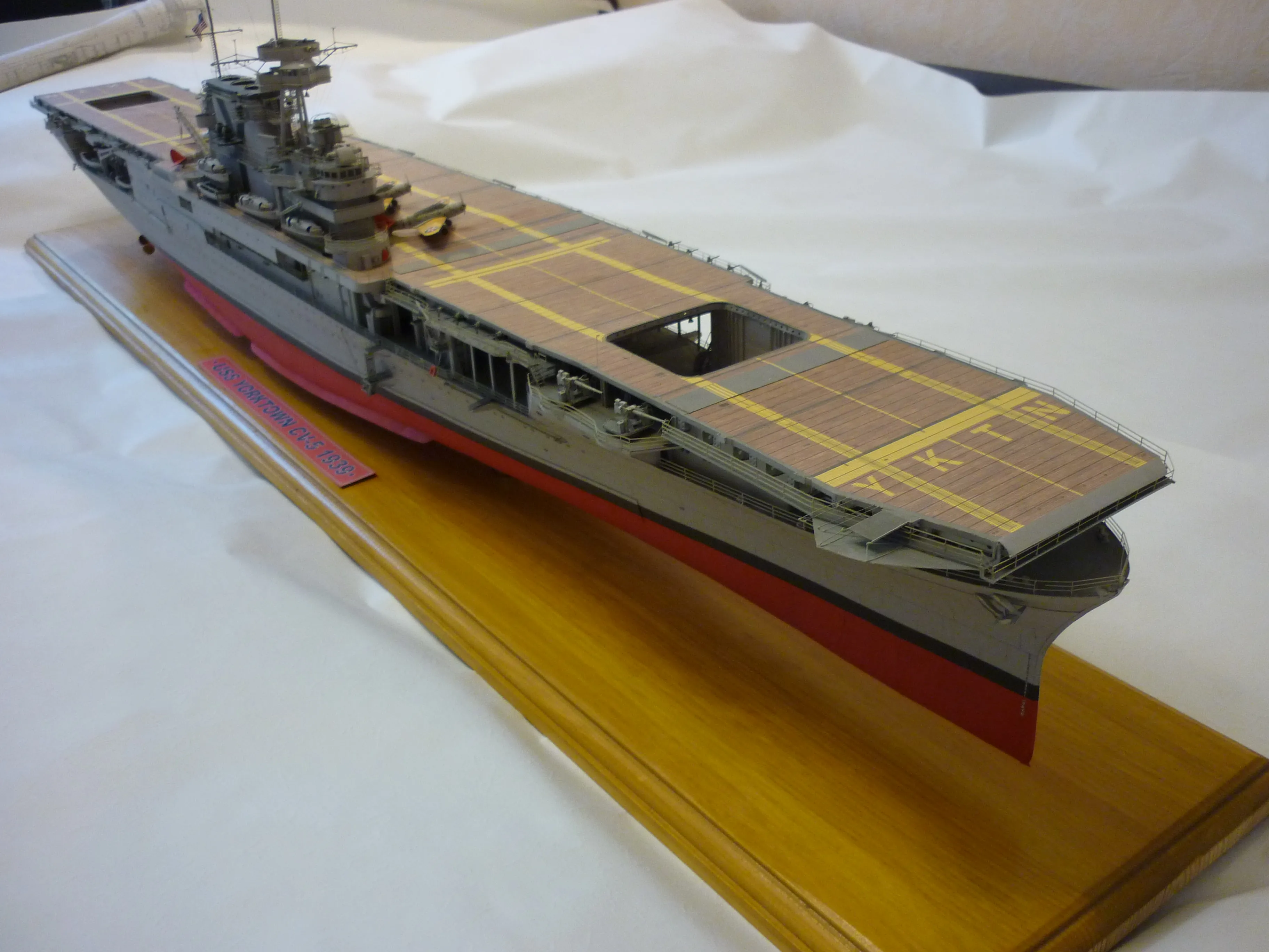 Модель корабля Американский авианосец USS Yorktown (CV-5) - Верфь на Столе