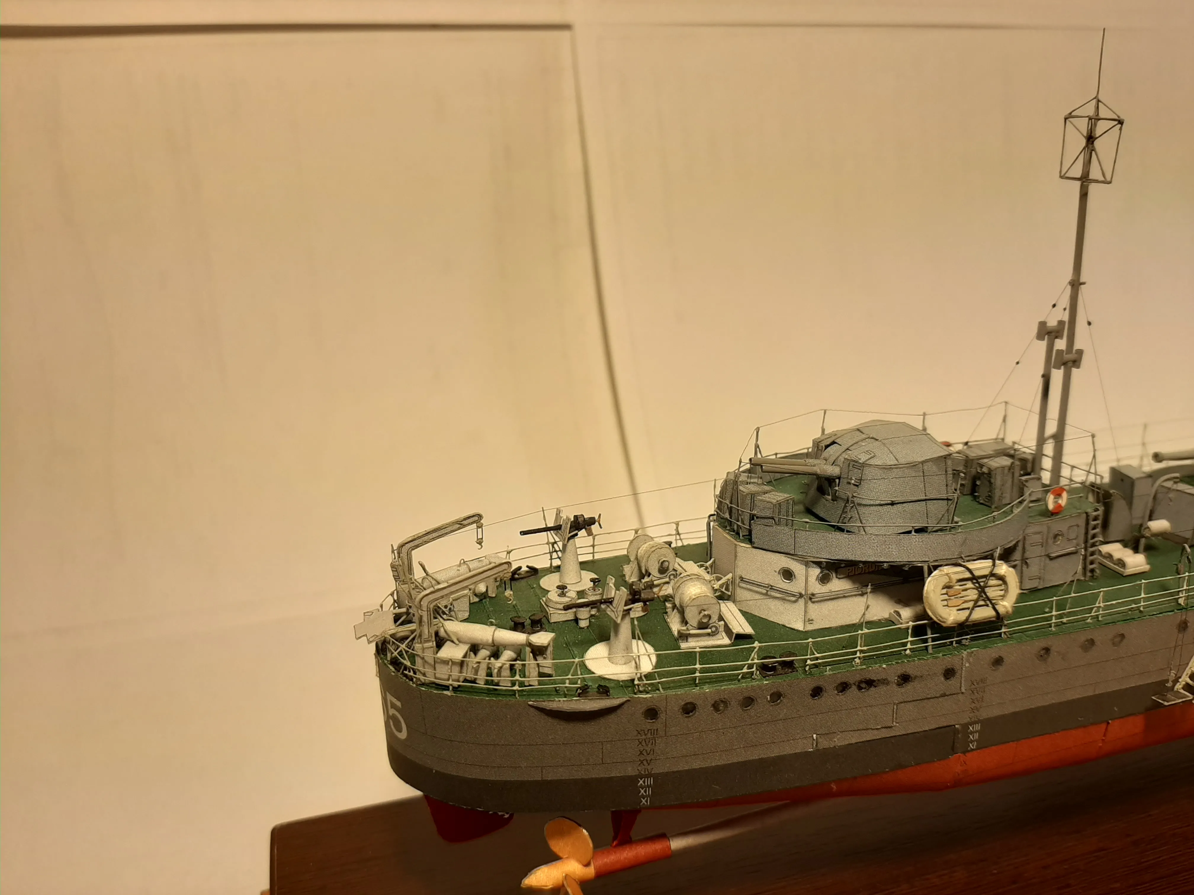 Модель корабля Эсминец "Piorun" - Верфь на Столе