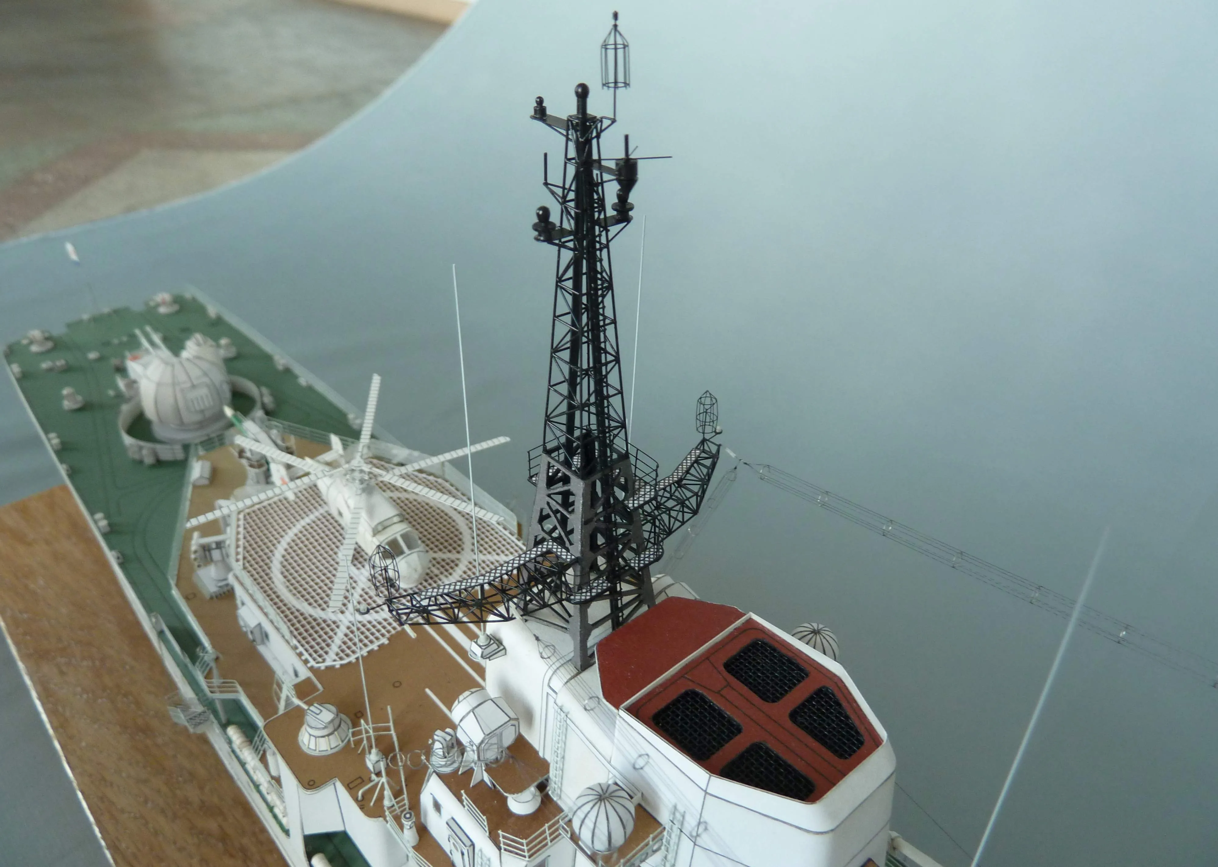 Модель корабля ЭМ пр. 956 "Современный"  - Верфь на Столе