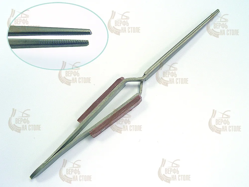 Самозажимной титановый прямой пинцет с деревянными накладками, 16 см