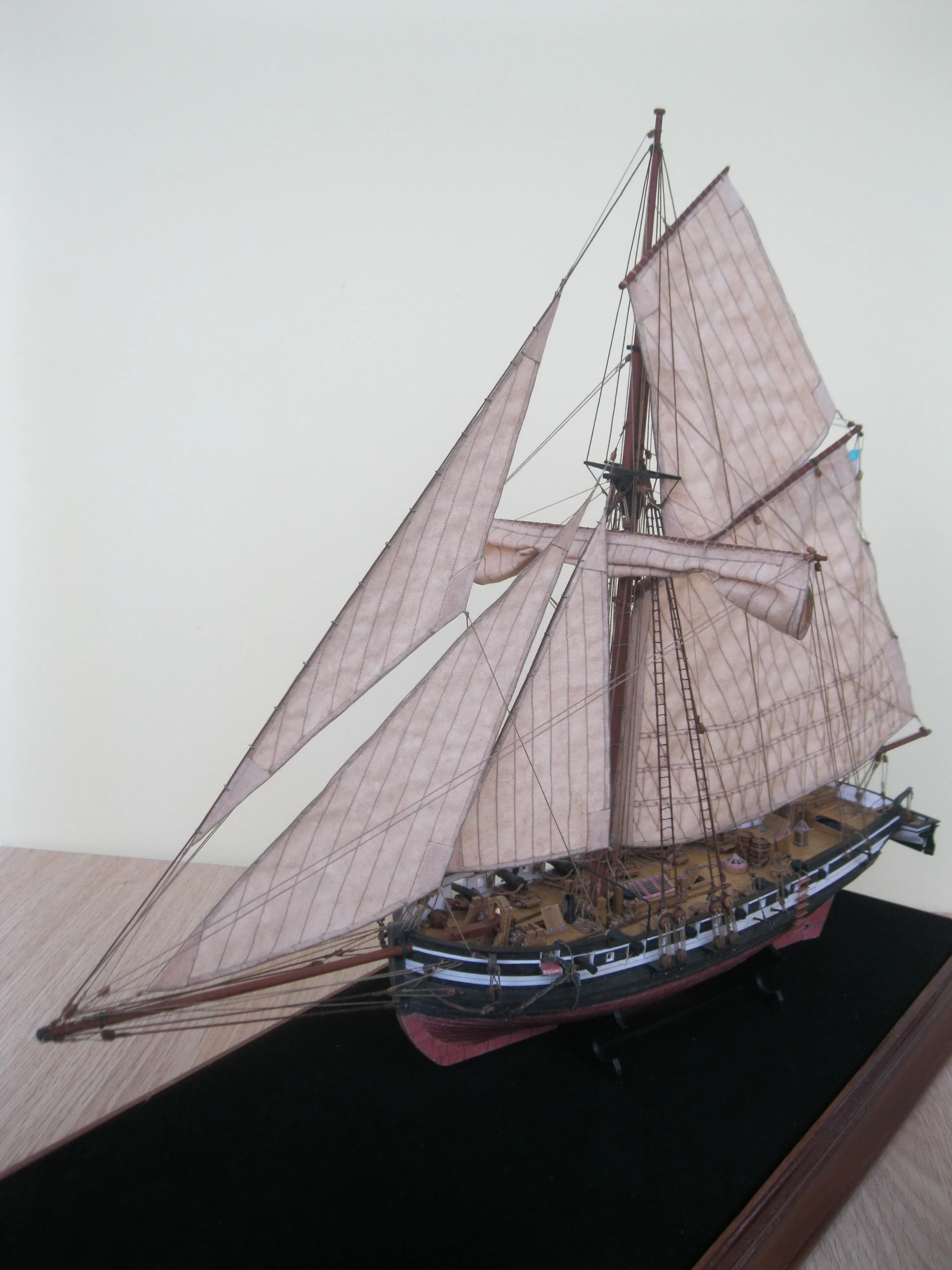 Модель корабля Тендер „Поспешный” - Верфь на Столе