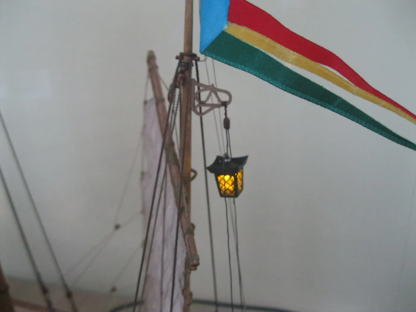 Модель корабля Джонка „RED DRAGON“  - Верфь на Столе