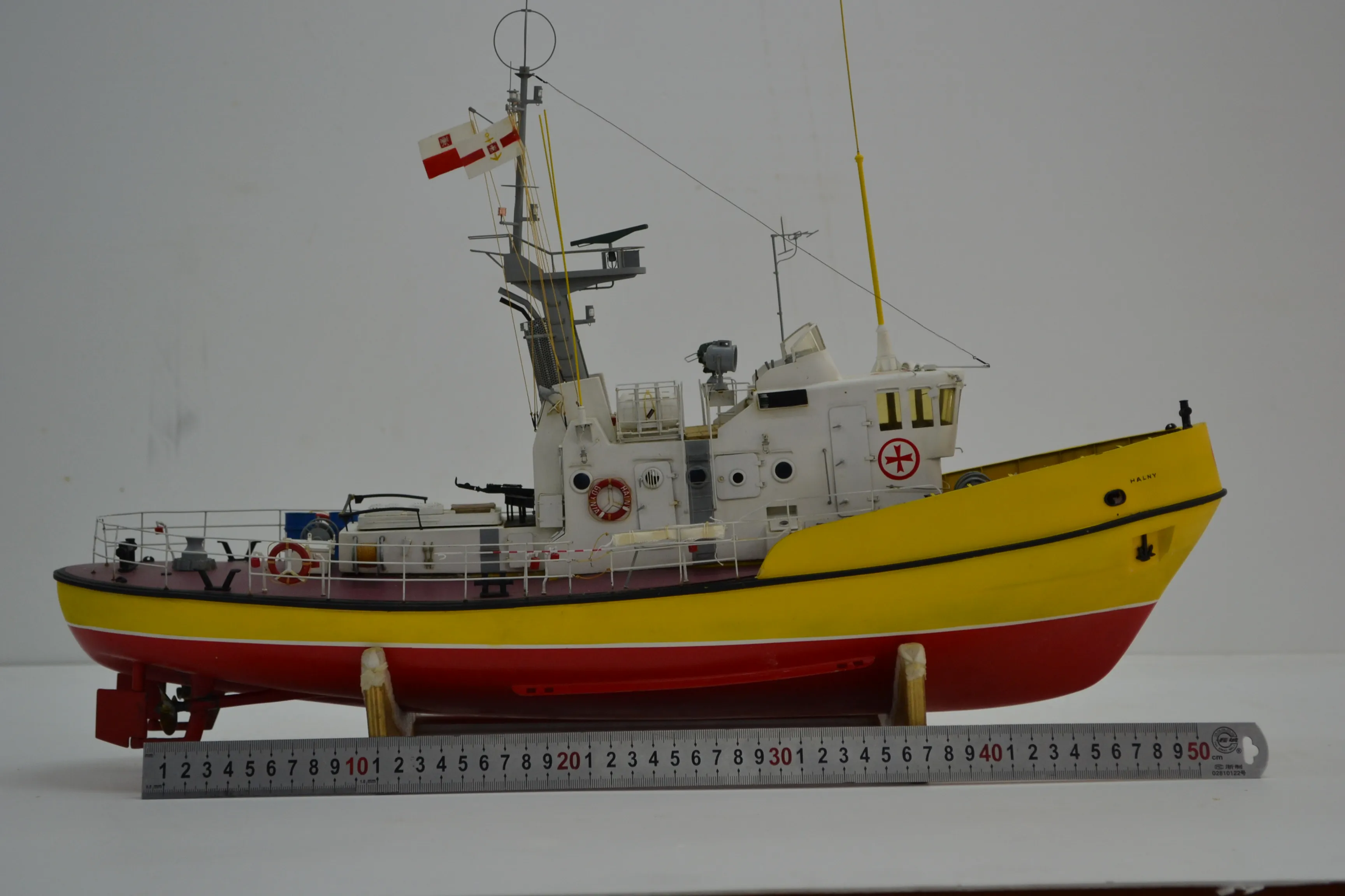 Модель корабля Буксир-спасатель "HALNY"  - Верфь на Столе