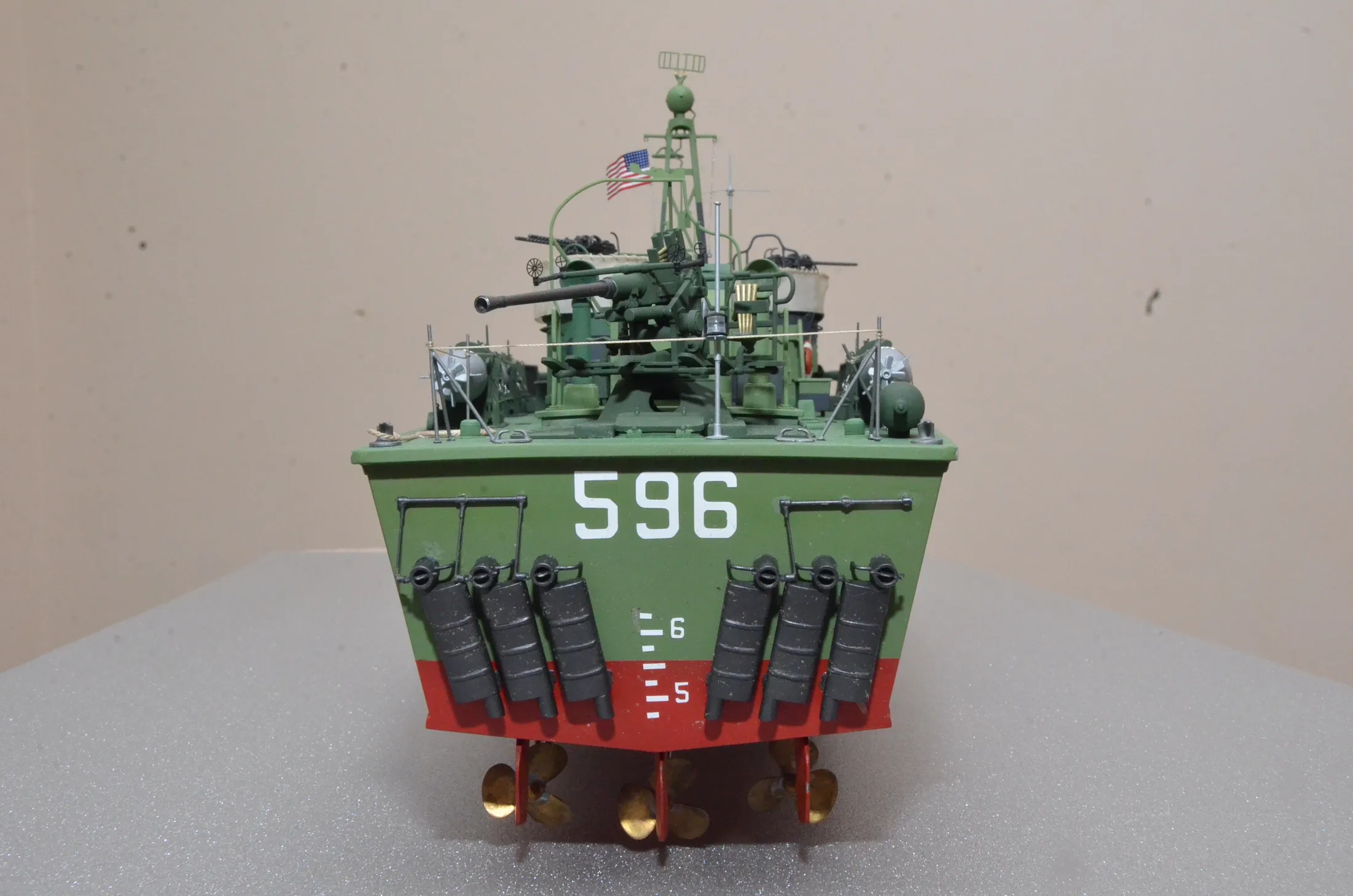 Модель корабля Elco 80 Torpedo Boat PT-596  - Верфь на Столе