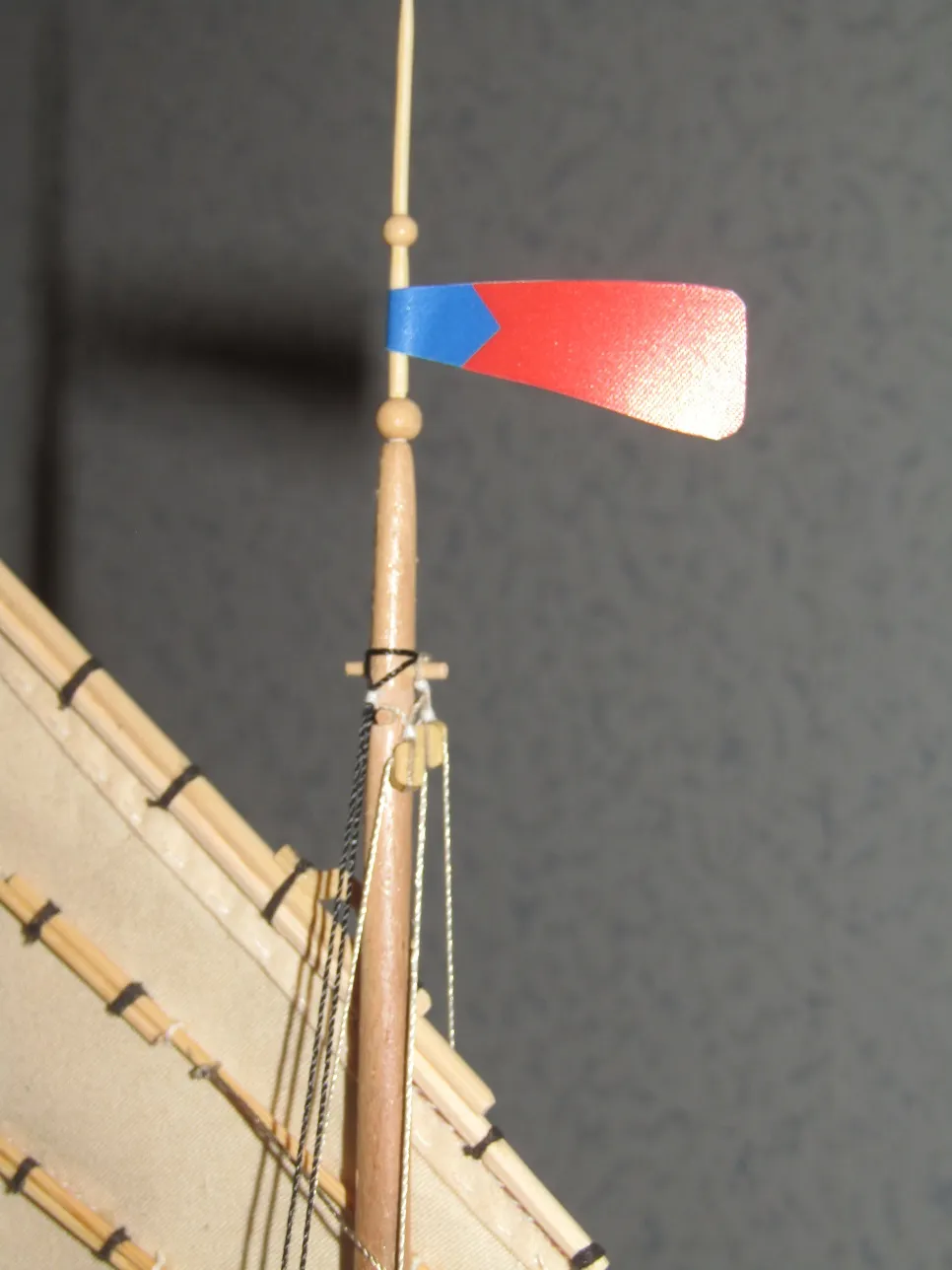 Модель корабля Red Dragon - Верфь на Столе