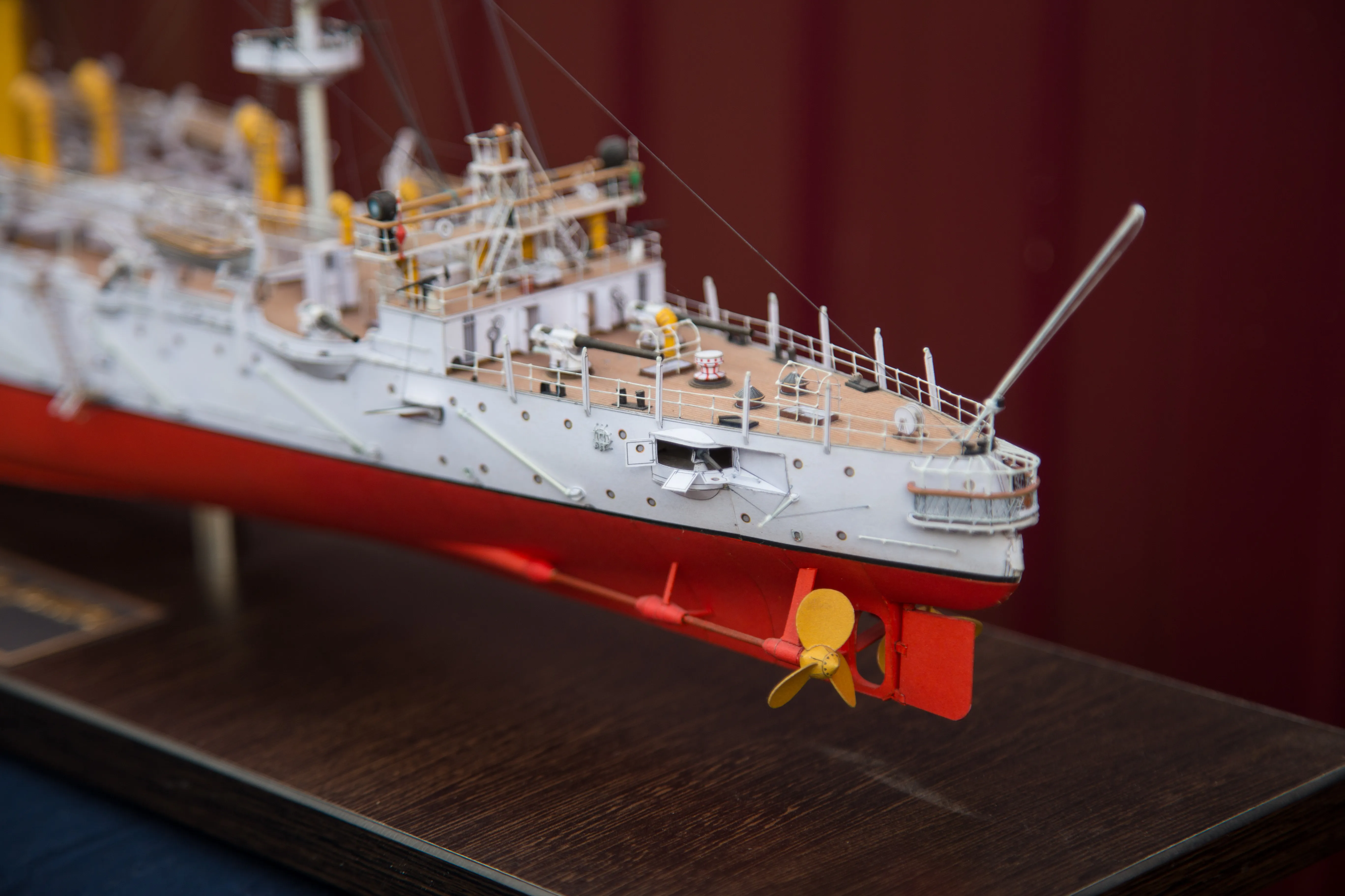 Модель корабля Крейсер "Варяг" - Верфь на Столе