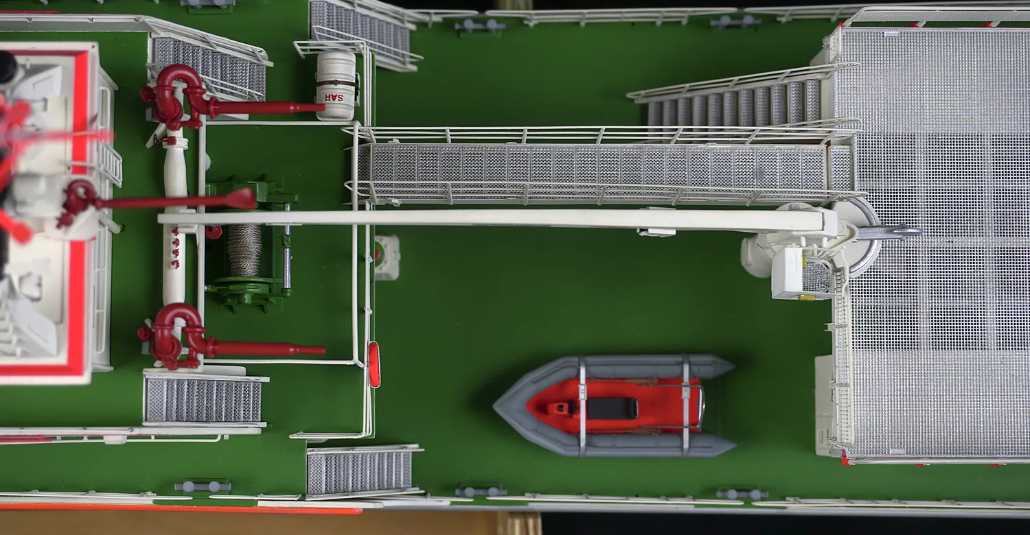 Модель корабля Cпасательный крейсер «HERMANN MARWEDE» - Верфь на Столе