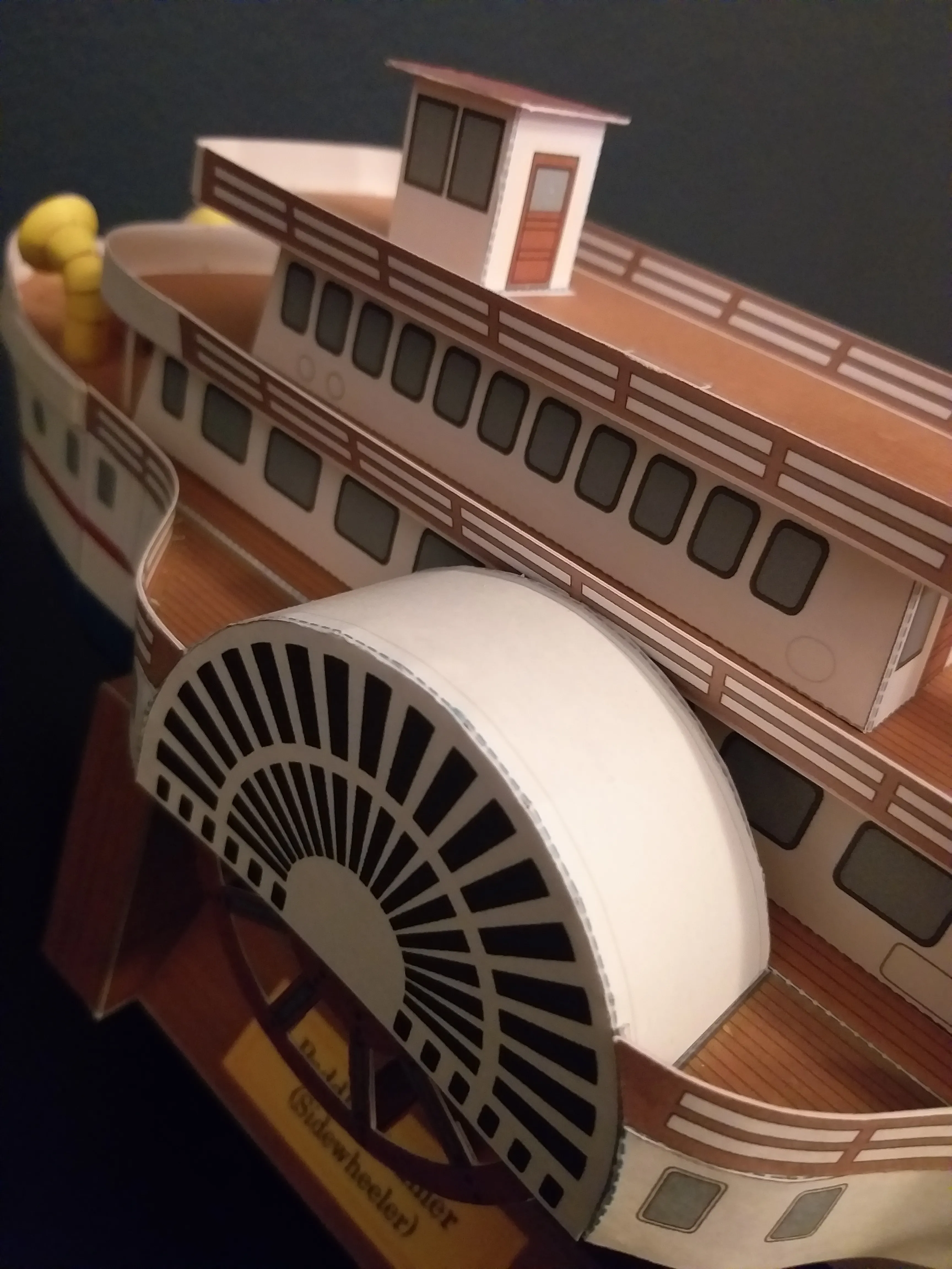 Модель корабля Колесный пароход - Верфь на Столе