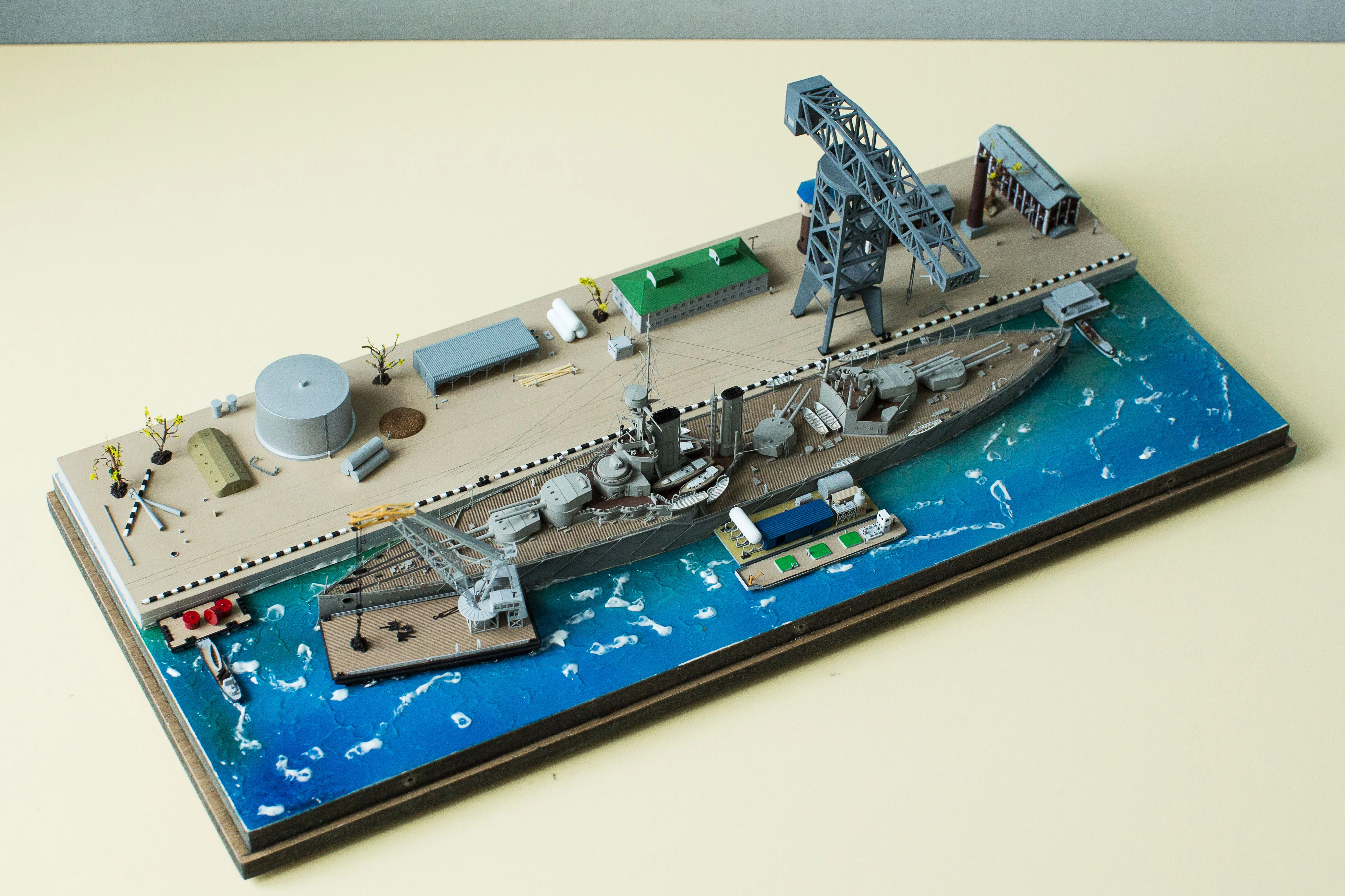 Модель корабля Линкор "Кинг Георг V" - Верфь на Столе