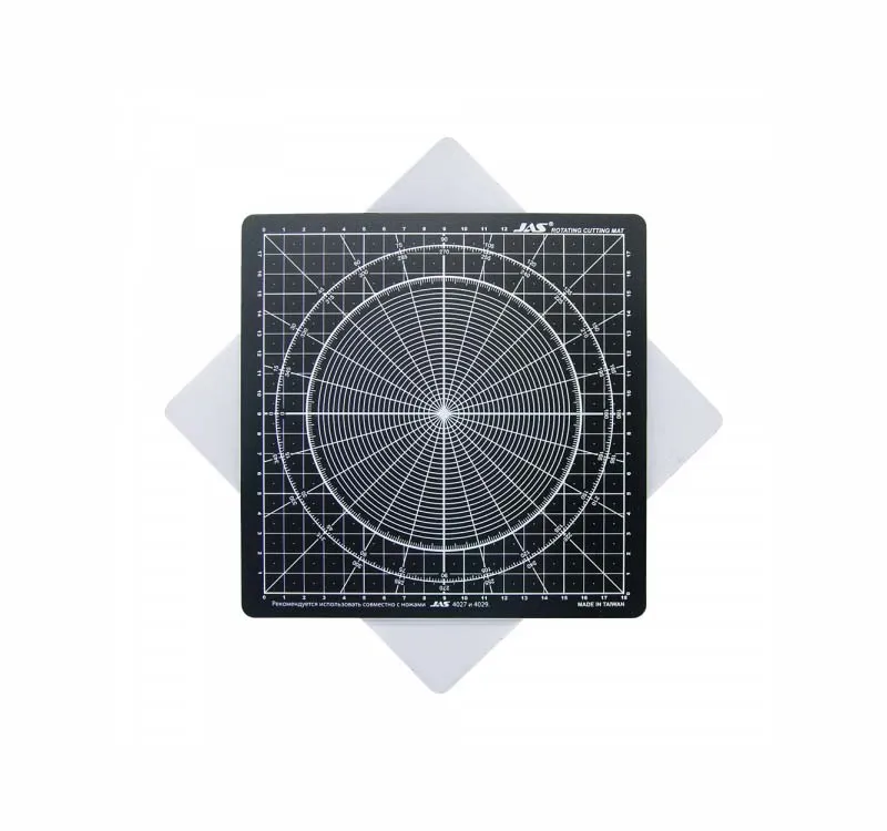 Коврик для резки вращающийся, 4-х слойный, 200х200 мм Коврик для резки вращающийся, 4-х слойный, 200х200 мм