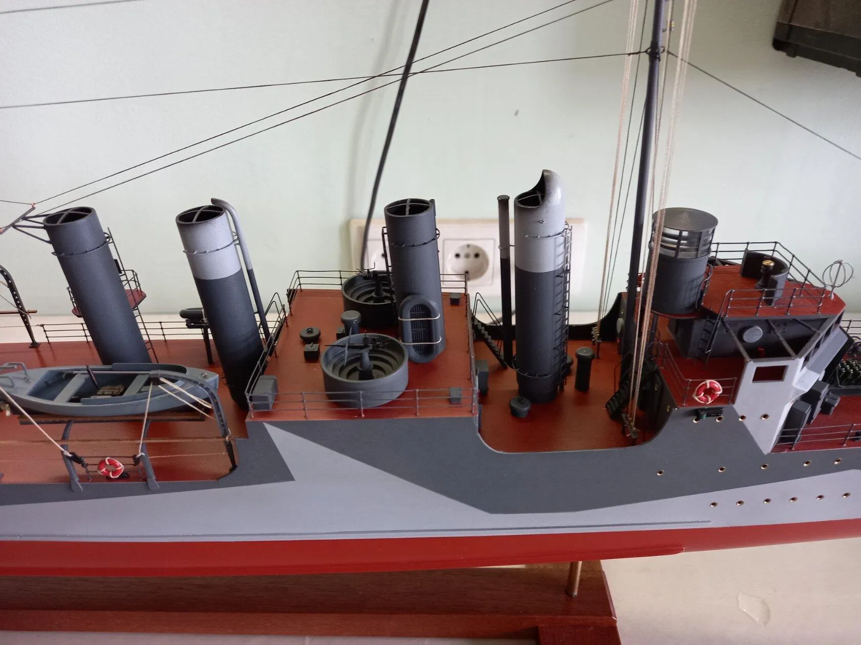 Модель корабля Деятельный - Верфь на Столе