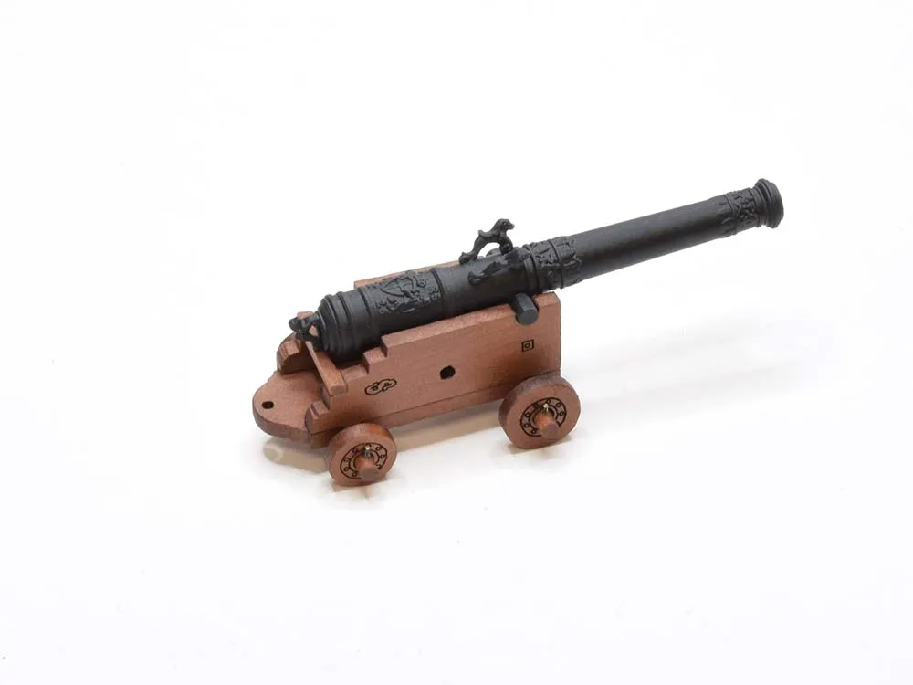 Станок для шведской пушки XVII век, 32 мм, 2 шт, масштаб 1:48
