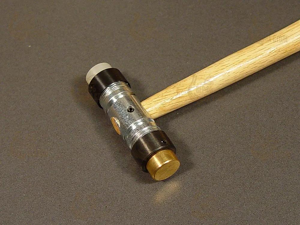 Молоток со сменными насадками, латунь и нейлон