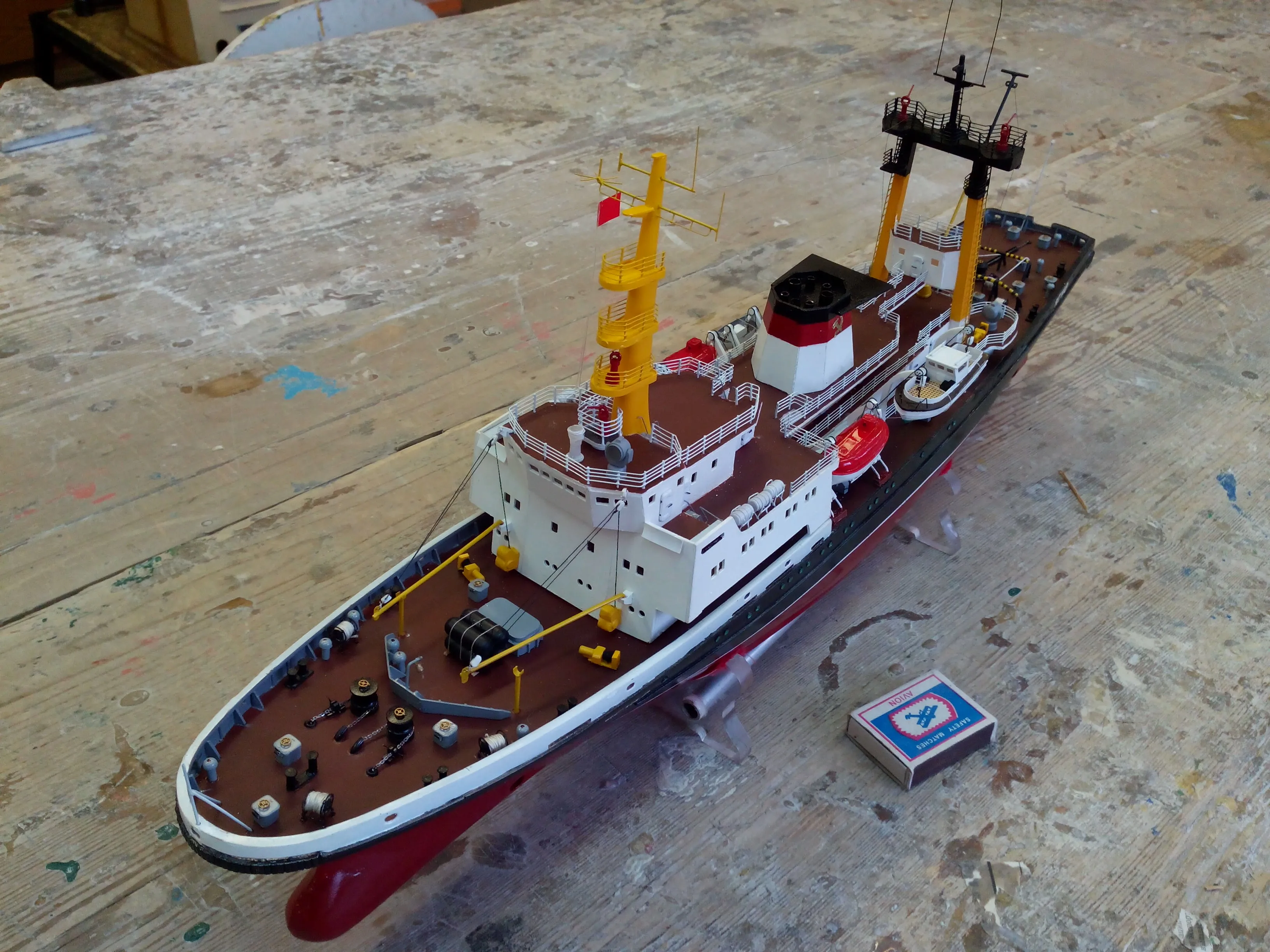 Модель корабля Буксир спасатель типа "Барс" - Верфь на Столе