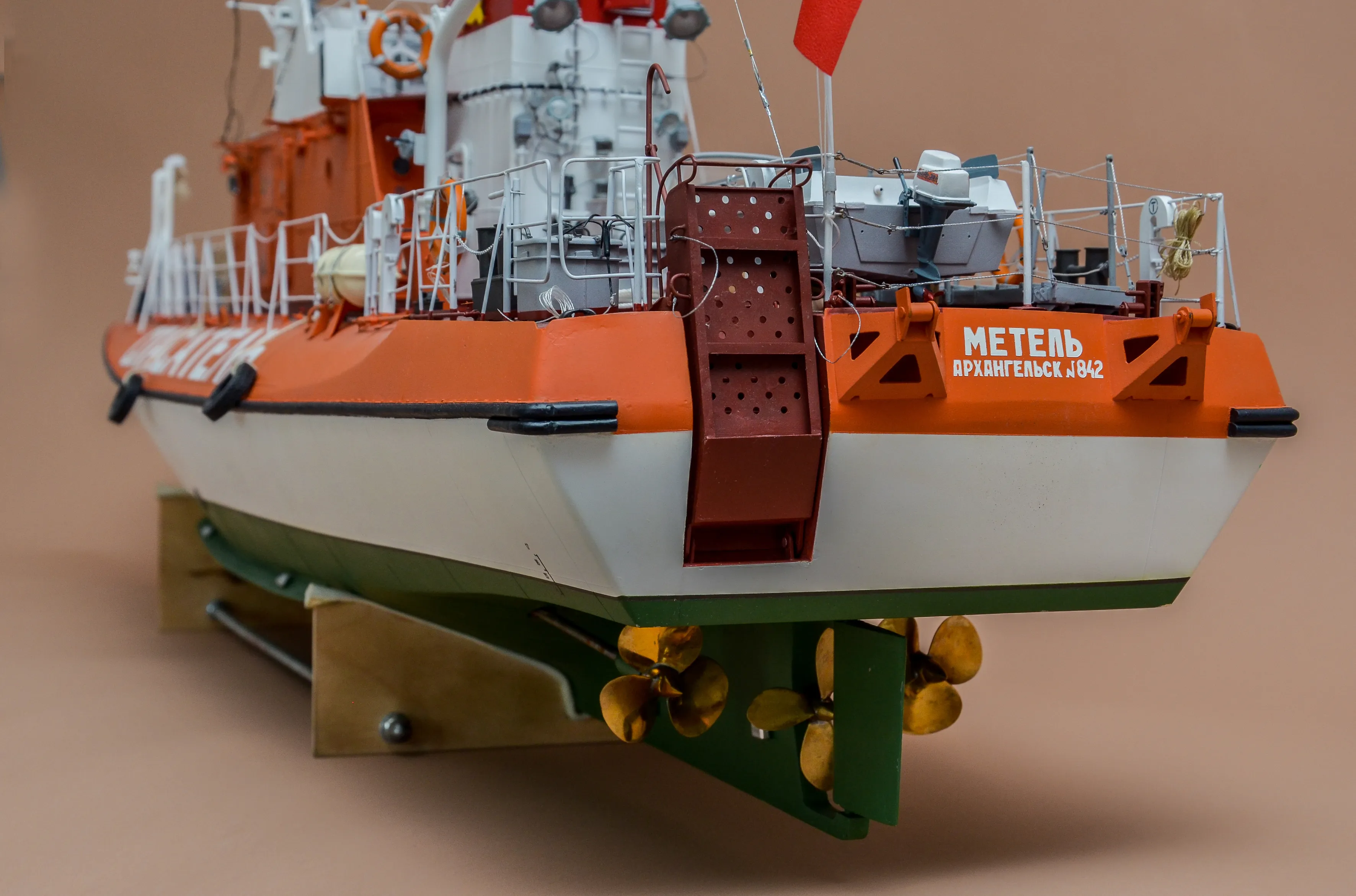 Модель корабля Всепогодный спасательный катер (ВСК) "МЕТЕЛЬ", пр. 1458 - Верфь на Столе