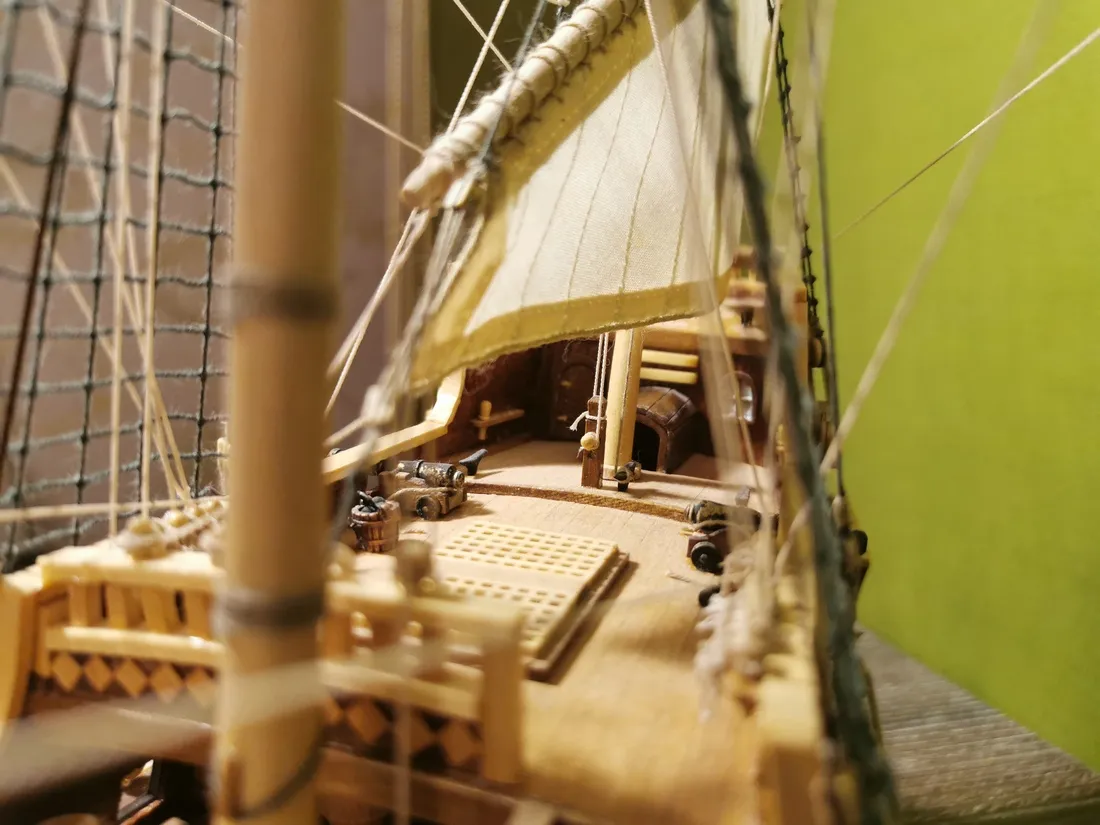 Модель корабля Золотая Лань - Верфь на Столе