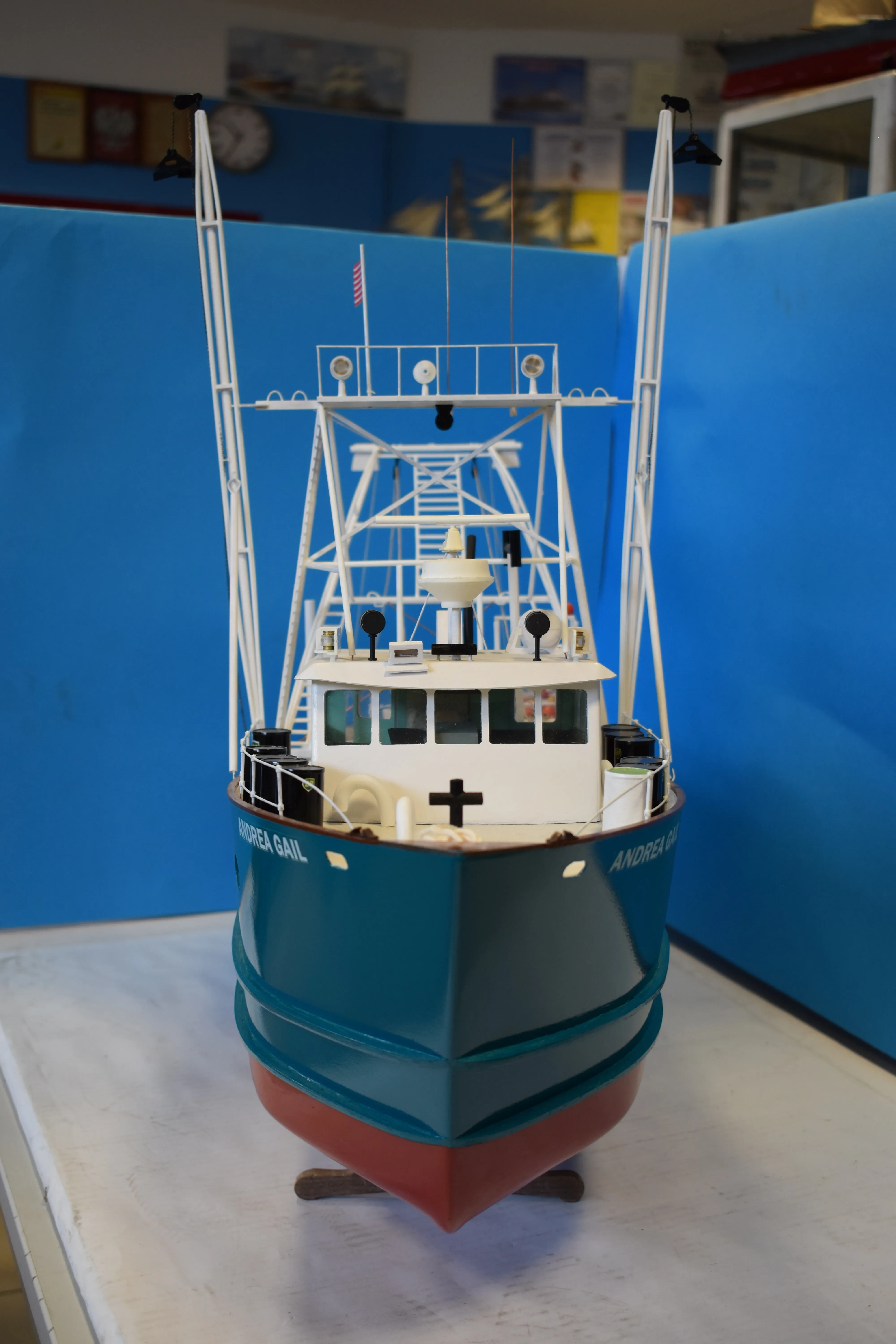 Модель корабля рыболовное судно "Adrea Gail" - Верфь на Столе