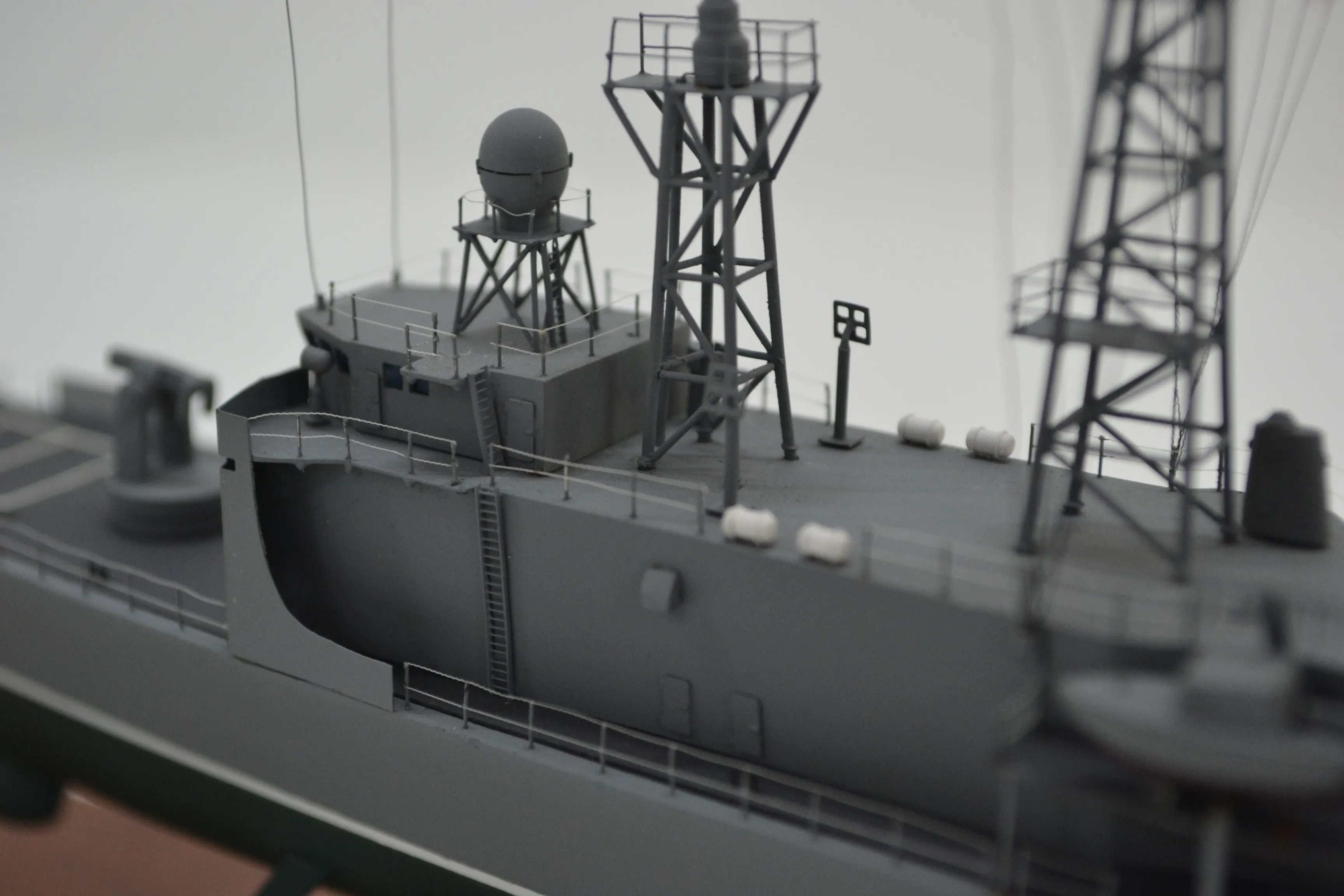 Модель корабля Фрегат FFG-9 «Уодсуорт» - Верфь на Столе