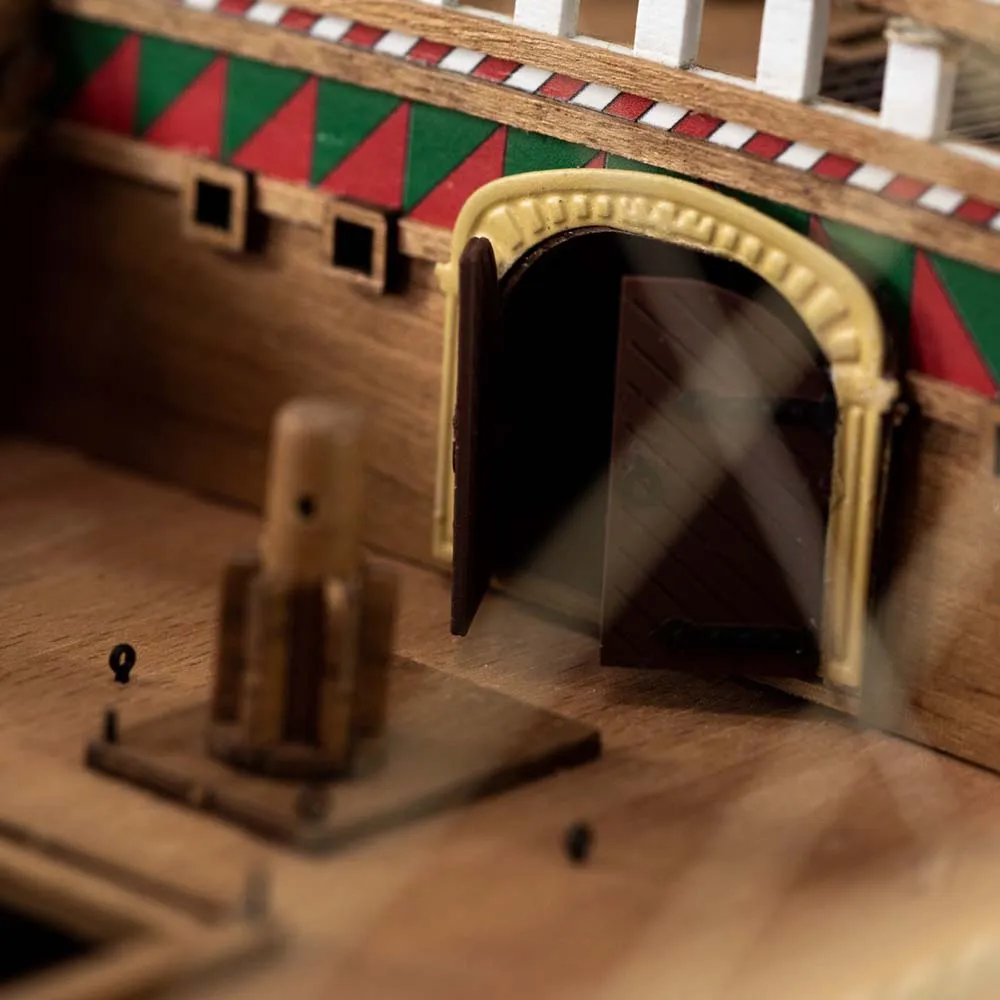 Галеон Revenge + (Полный набор инструментов, клея и краски)