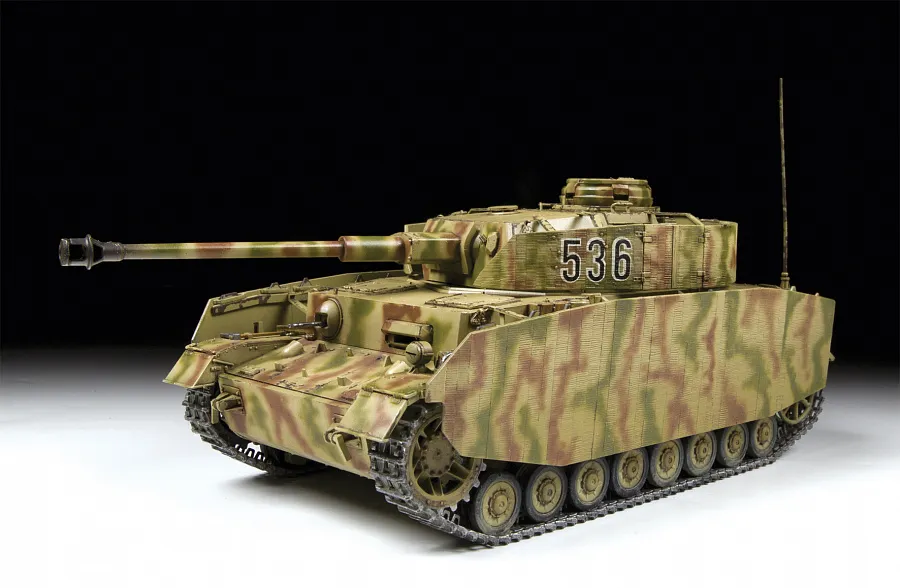 Немецкий средний танк "T-IV H"