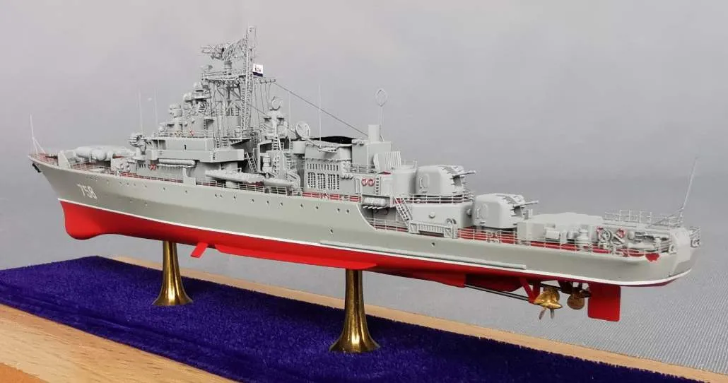 Модель корабля СКР "Свирепый"  - Верфь на Столе