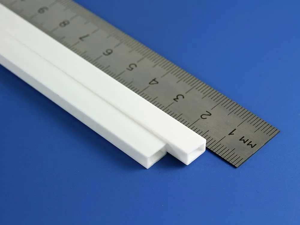 Прямоугольная пластиковая трубка 3,2х6,3мм, 3 шт/уп.