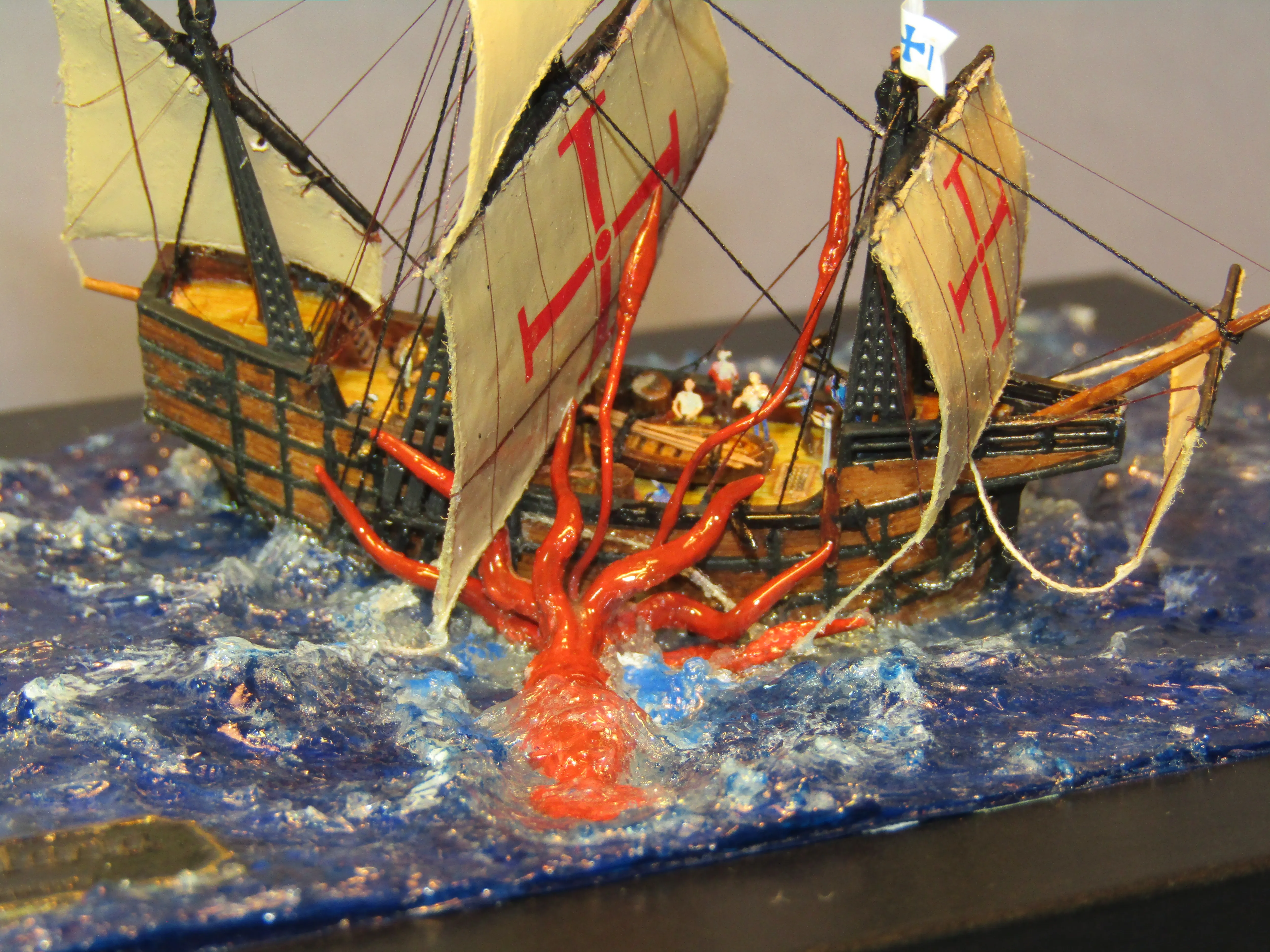 Модель корабля Каракка “Santa Maria” и Кракен - Верфь на Столе