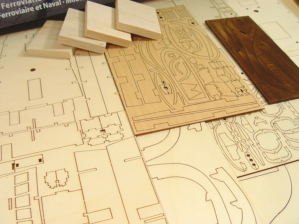 Bounty с разрезом + (Полный набор инструментов, клея и краски)