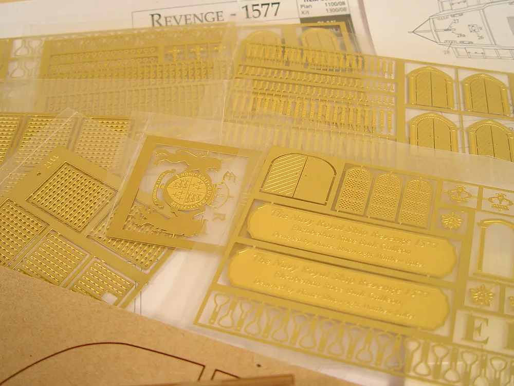 Галеон Revenge + (Полный набор инструментов, клея и краски)