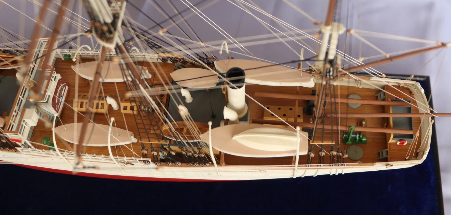 Модель корабля Барк "Паркуа-Па?" - Верфь на Столе