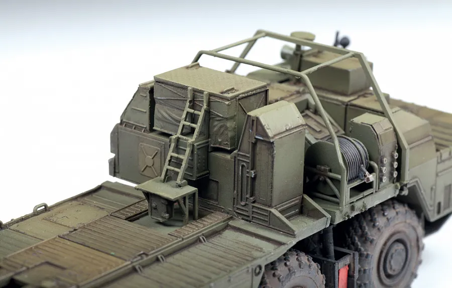 Российский зенитно-ракетный комплекс С-400 «Триумф» Российский зенитно-ракетный комплекс С-400 «Триумф»