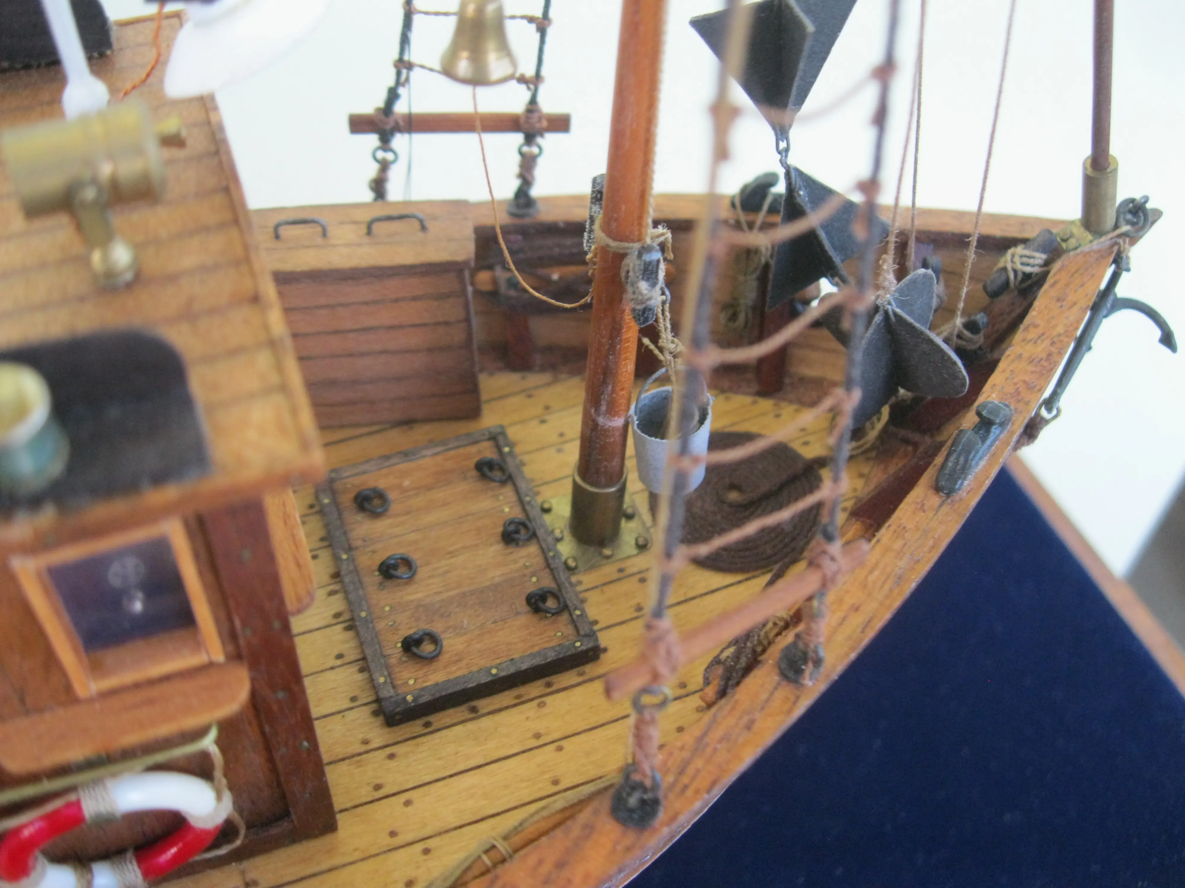 Модель корабля Испанский рыболовный траулер "MARE NOSTRUM" - Верфь на Столе