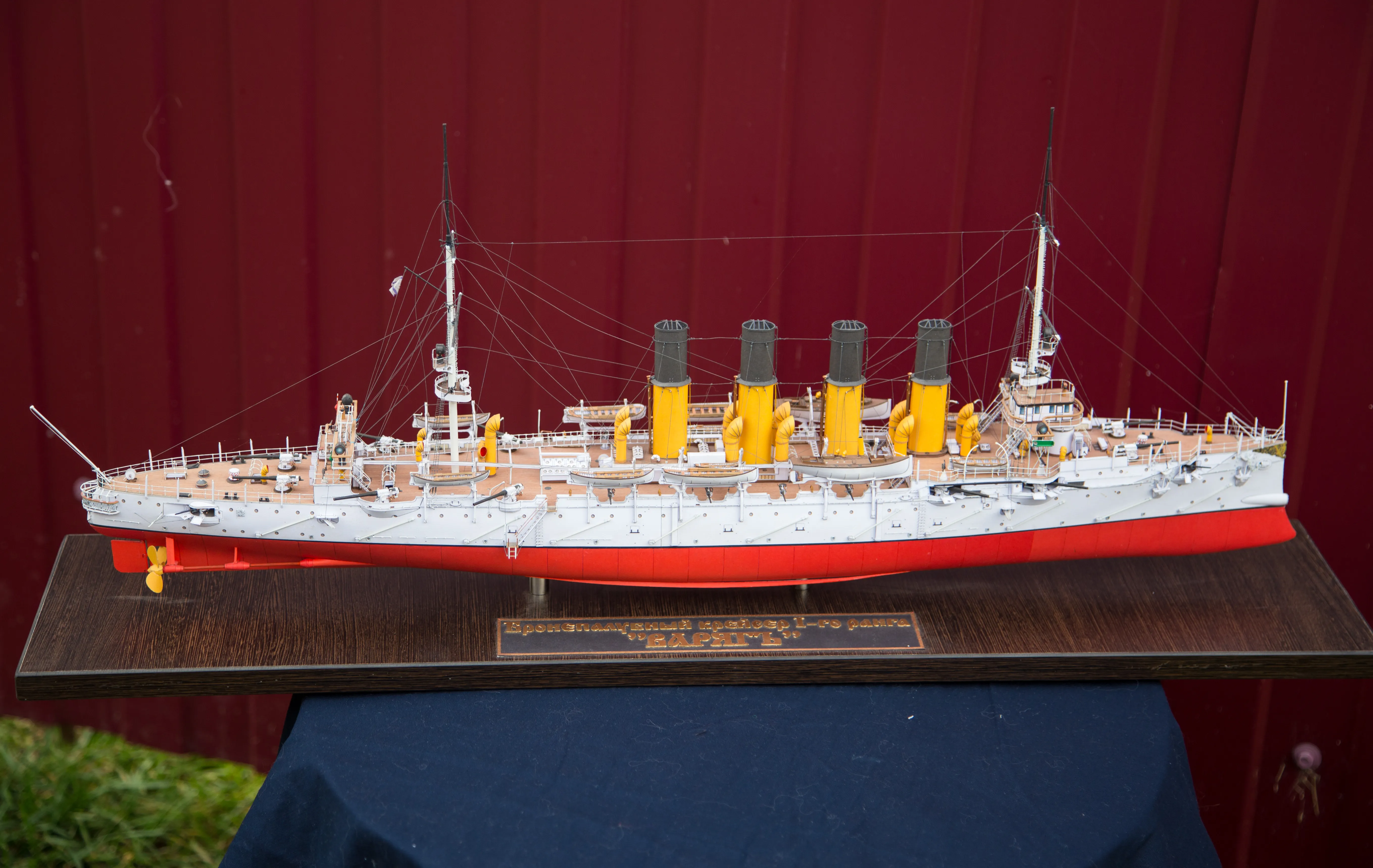 Модель корабля Крейсер "Варяг" - Верфь на Столе