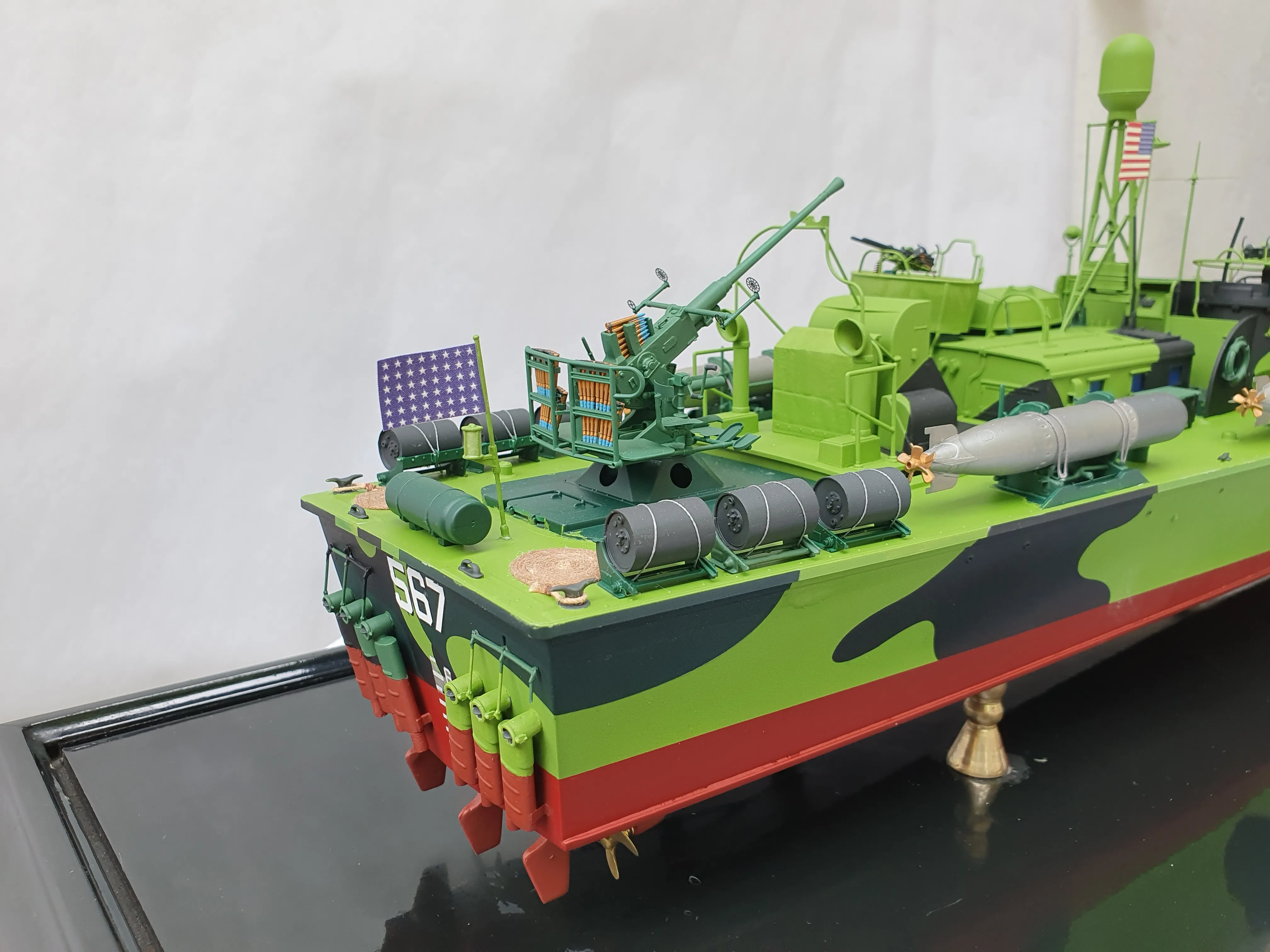 Модель корабля ELCO 80 TORPEDO BOAT PT-567 - Верфь на Столе