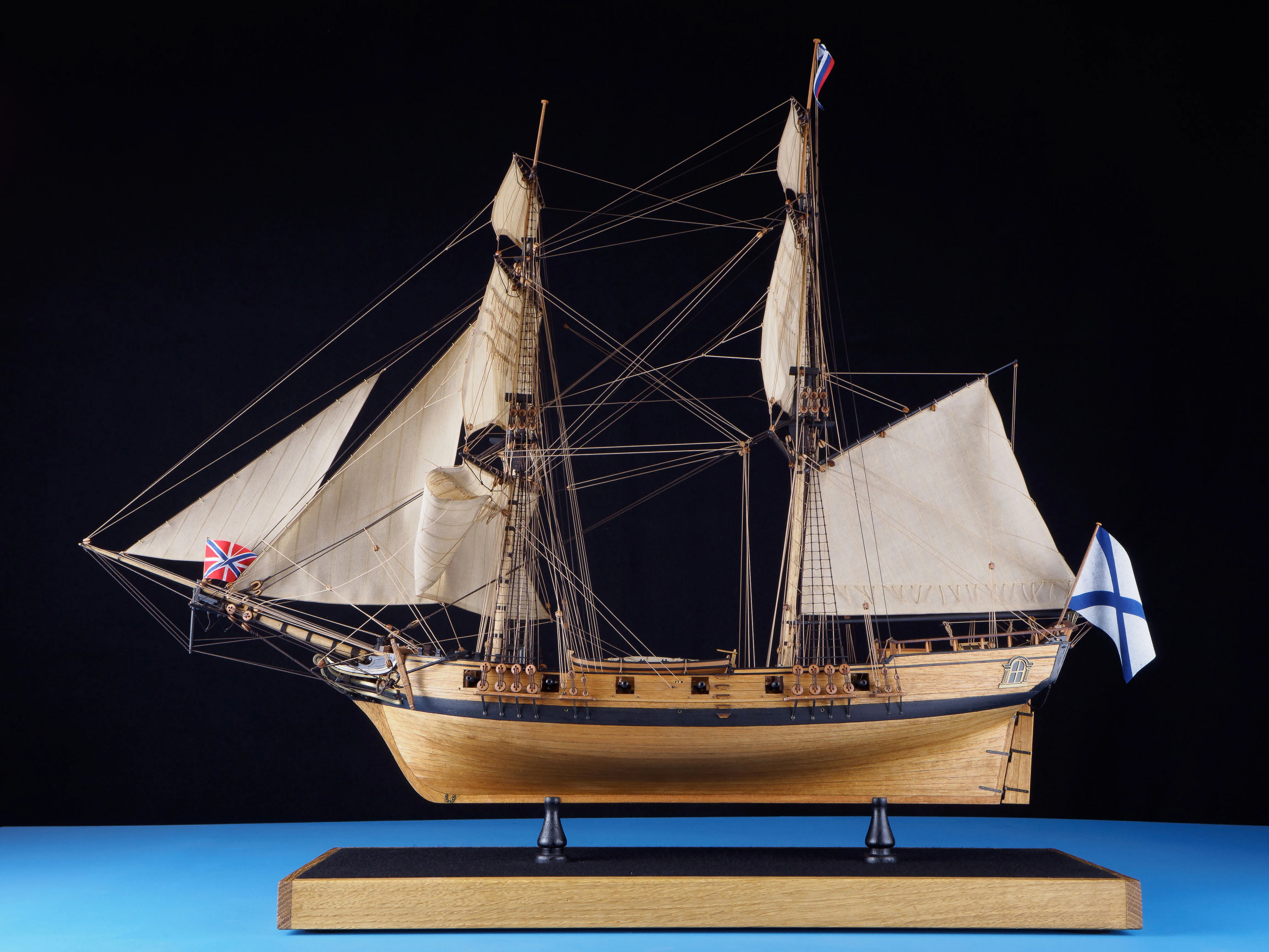 Модель корабля Бригантина "Феникс" - Верфь на Столе