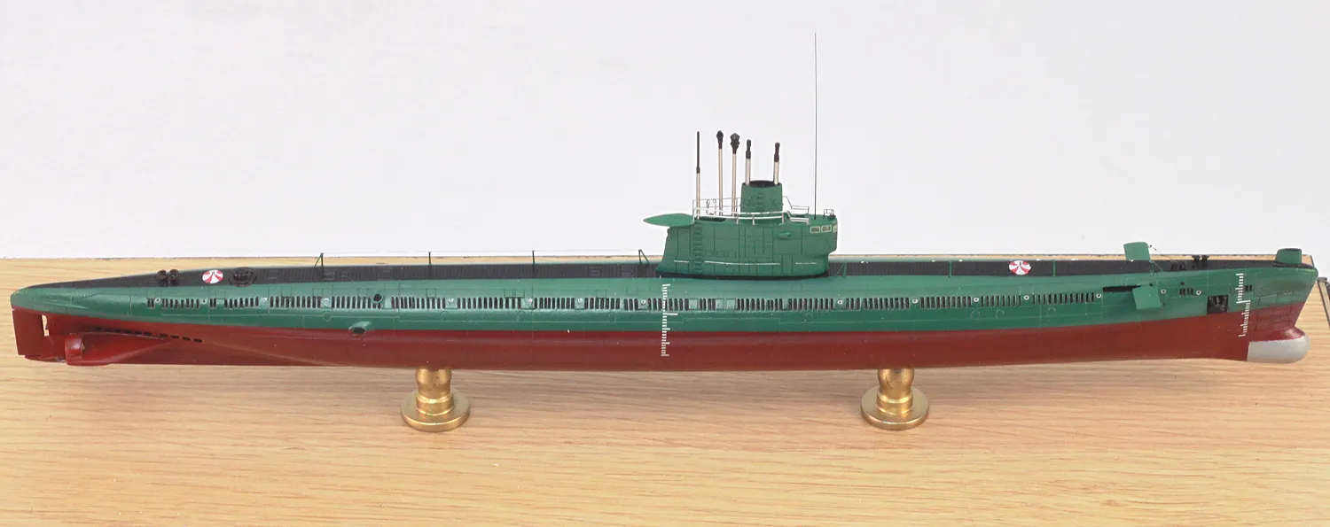 Модель корабля Подволная лодка тип 033 ВМС КНДР - Верфь на Столе
