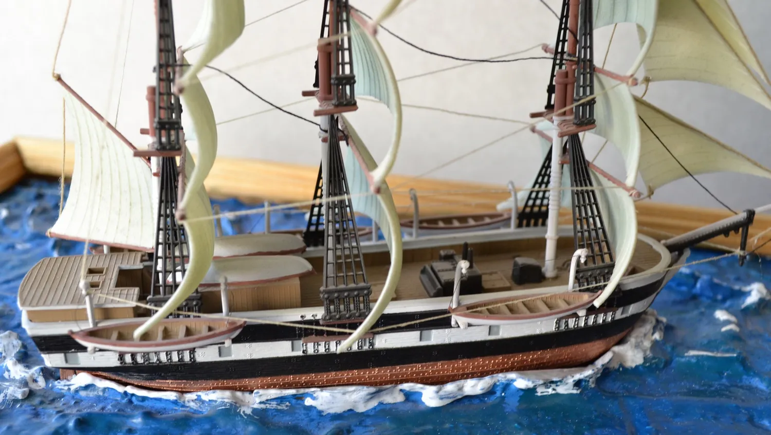 Модель корабля "Нью Бедфорд" - Верфь на Столе