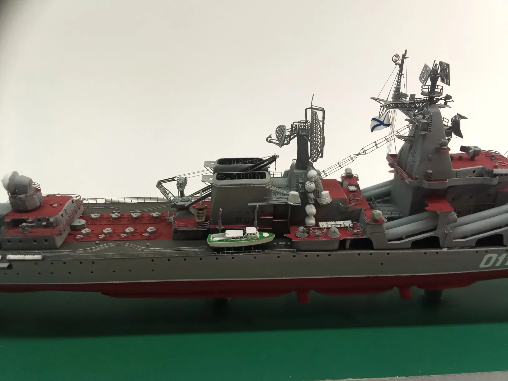 Модель корабля  ГРКР  " Варяг" - Верфь на Столе